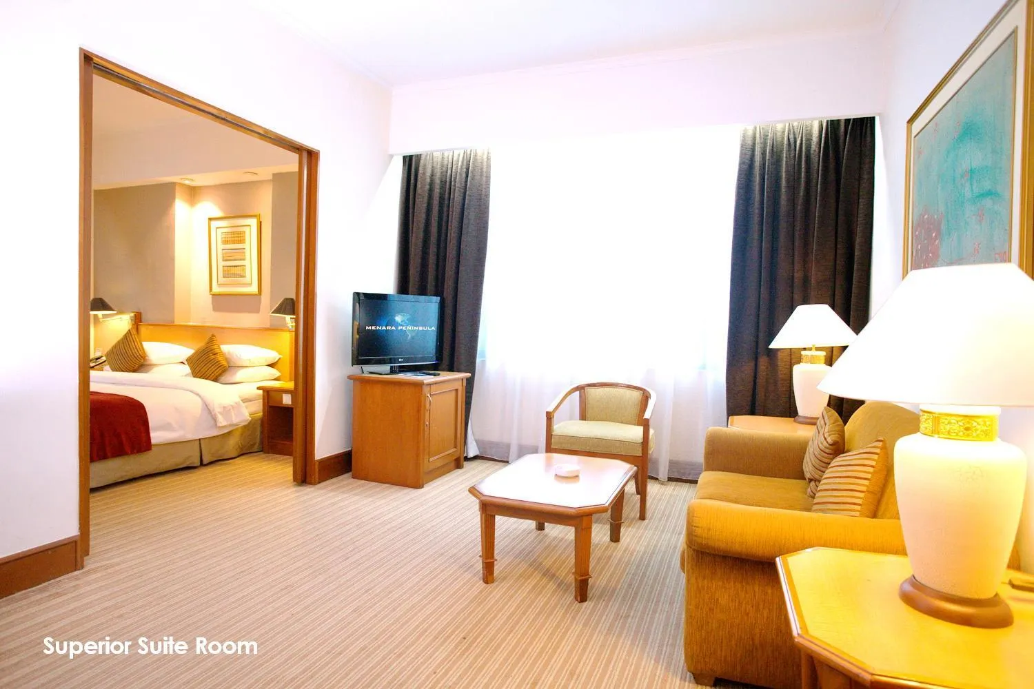 Suite in Menara Peninsula Hotel