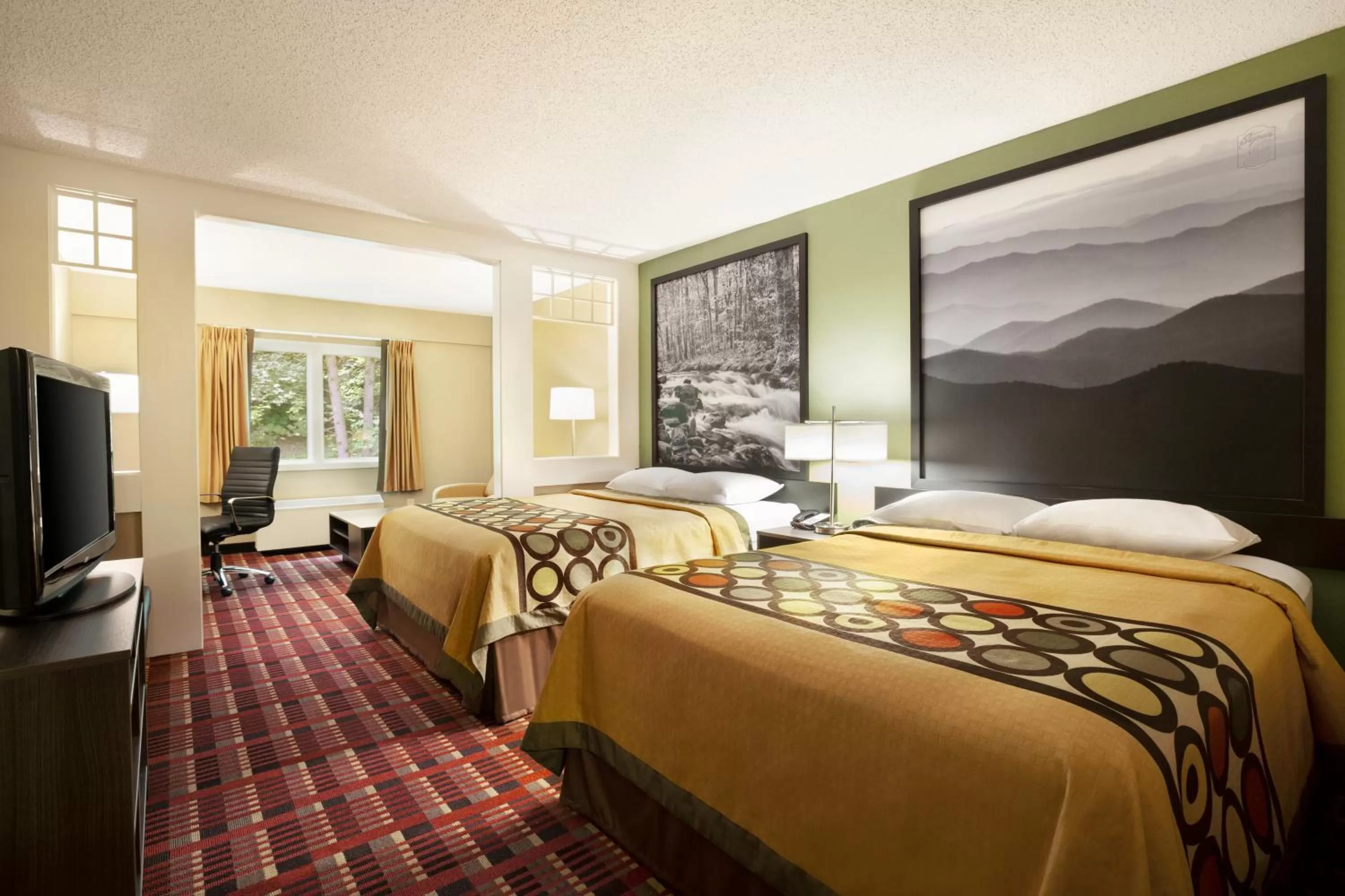 Studio Suite with Two Queen Beds - Non-Smoking in Super 8 by Wyndham Cherokee