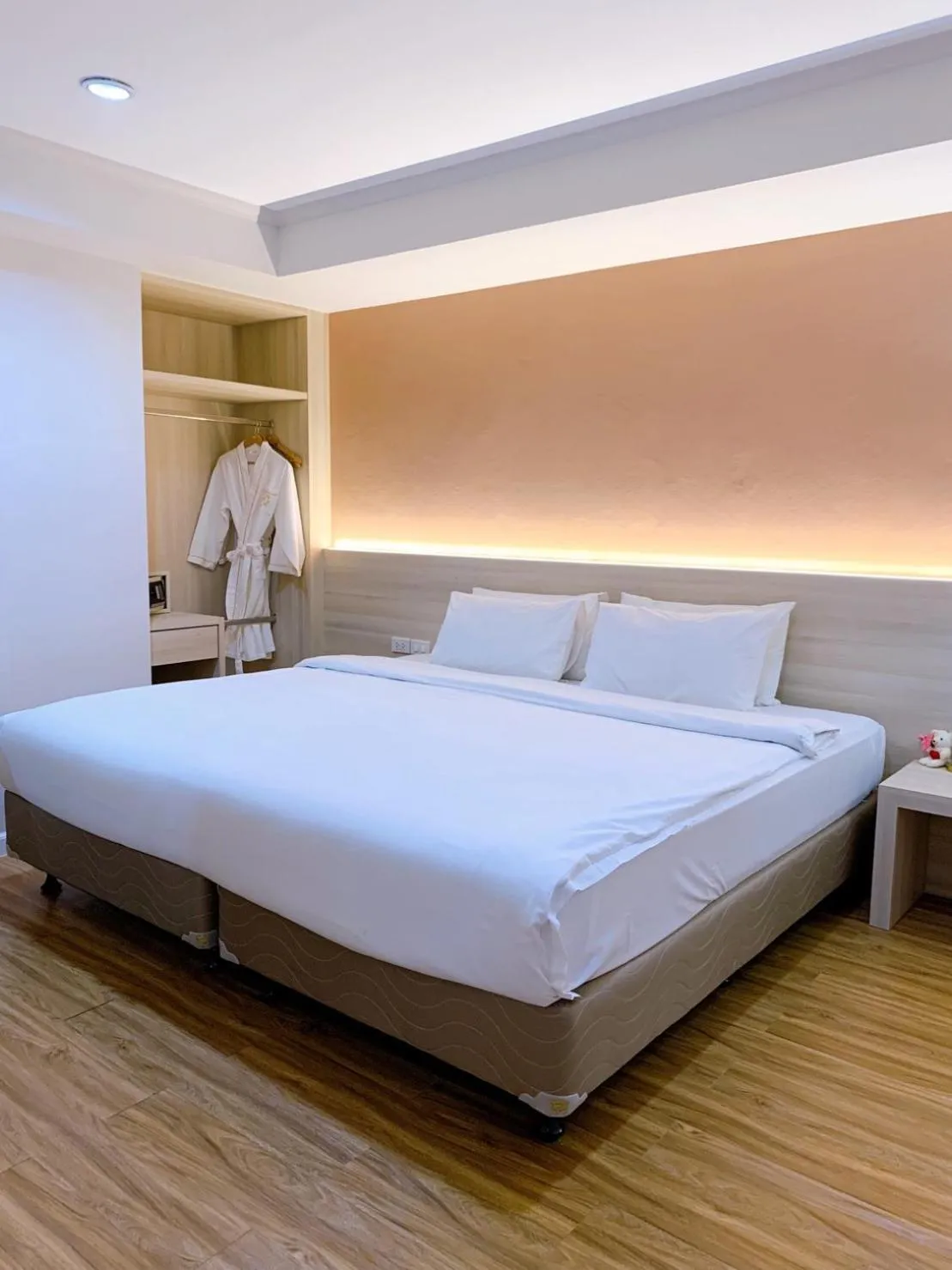 Executive Suite in Miloft Sathorn Hotel - SHA Plus Certified
