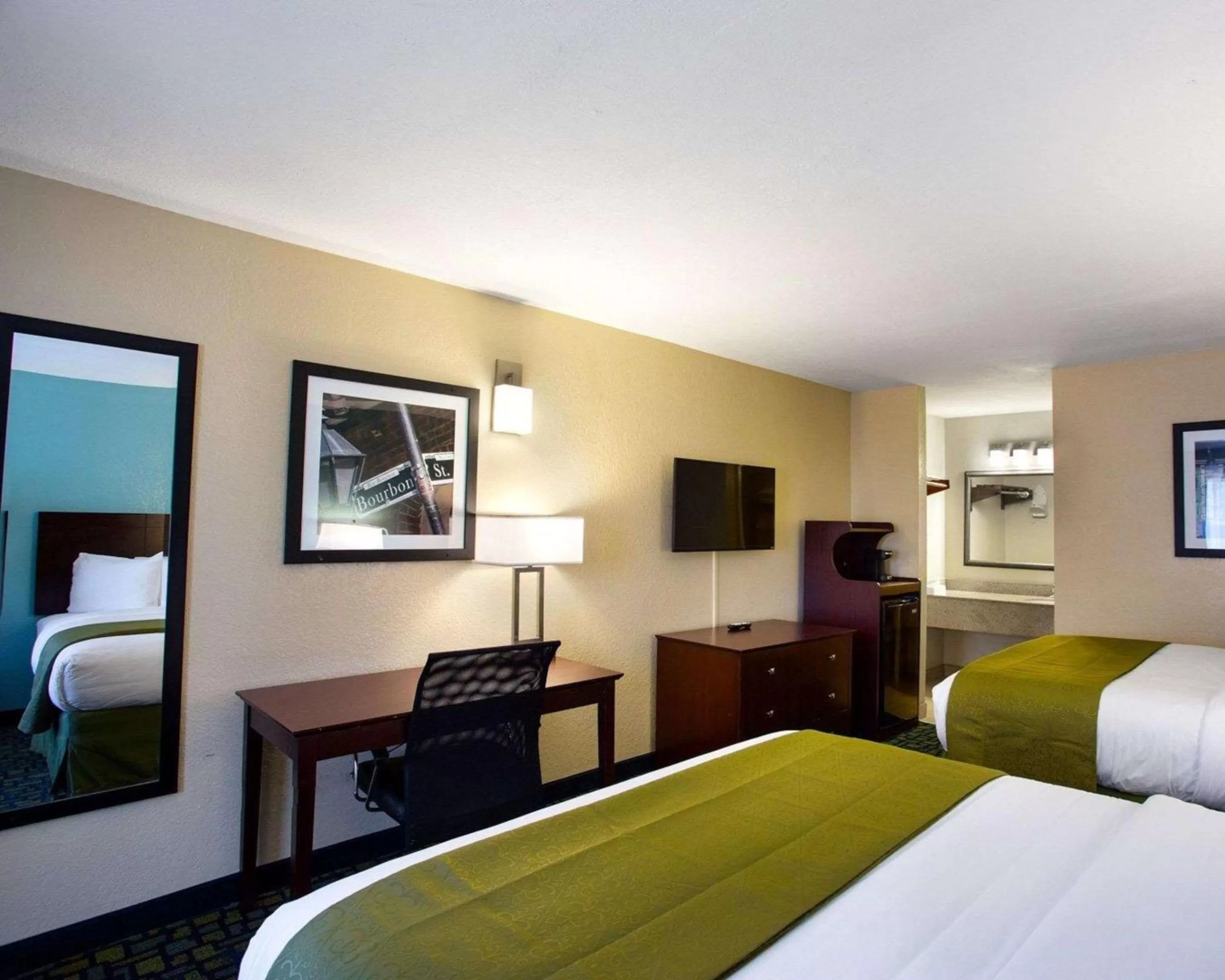 Standard 2 Queens - Non-Smoking in Quality Inn Hammond