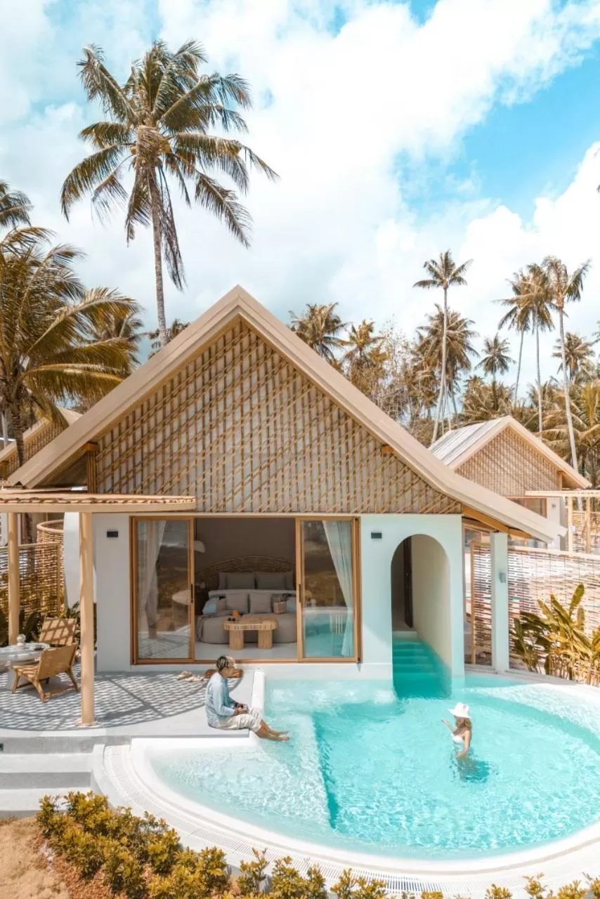 Villa with Private Pool - Beach Front in Hideout Koh Kood