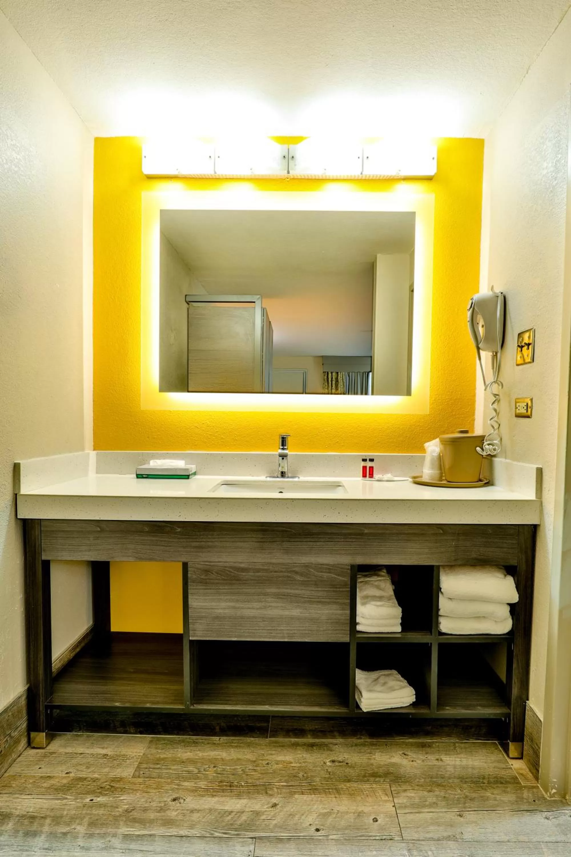 Queen Room with Two Queen Beds - Non-Smoking in Baymont by Wyndham Murfreesboro