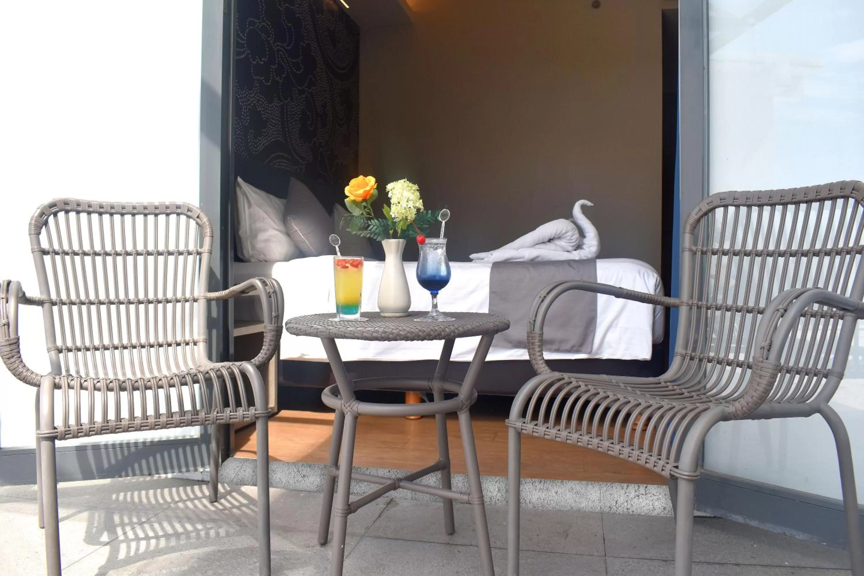 Double Room in Luminor Hotel Airport Sidoarjo By WH , Best Choice and Strategic Location with a Rooftop area in Town