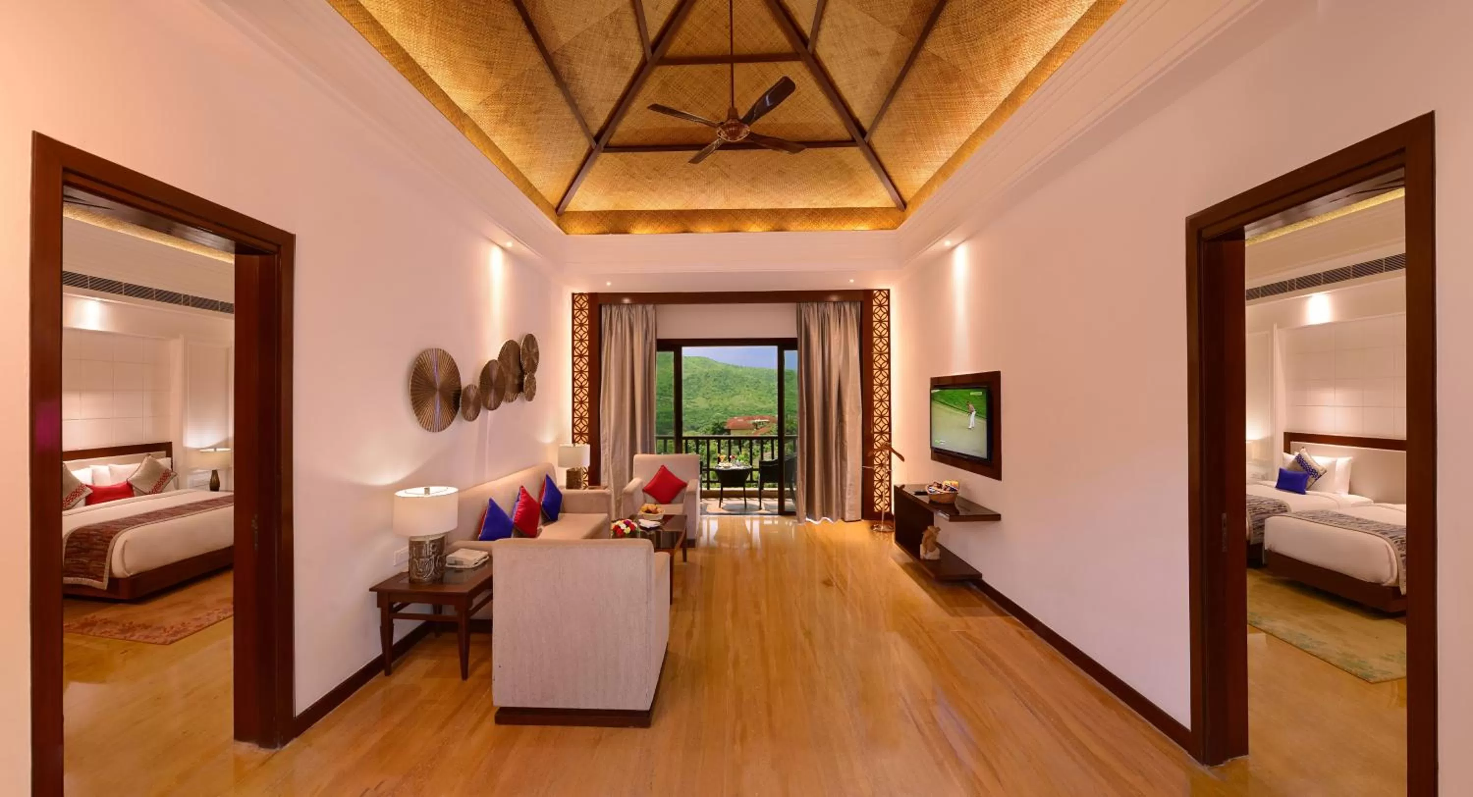 Grand Suite - 15% off on Buffet, 20% off on Spa and Laundry, Happy Hours from 11 AM to 7 PM in The Ananta Udaipur