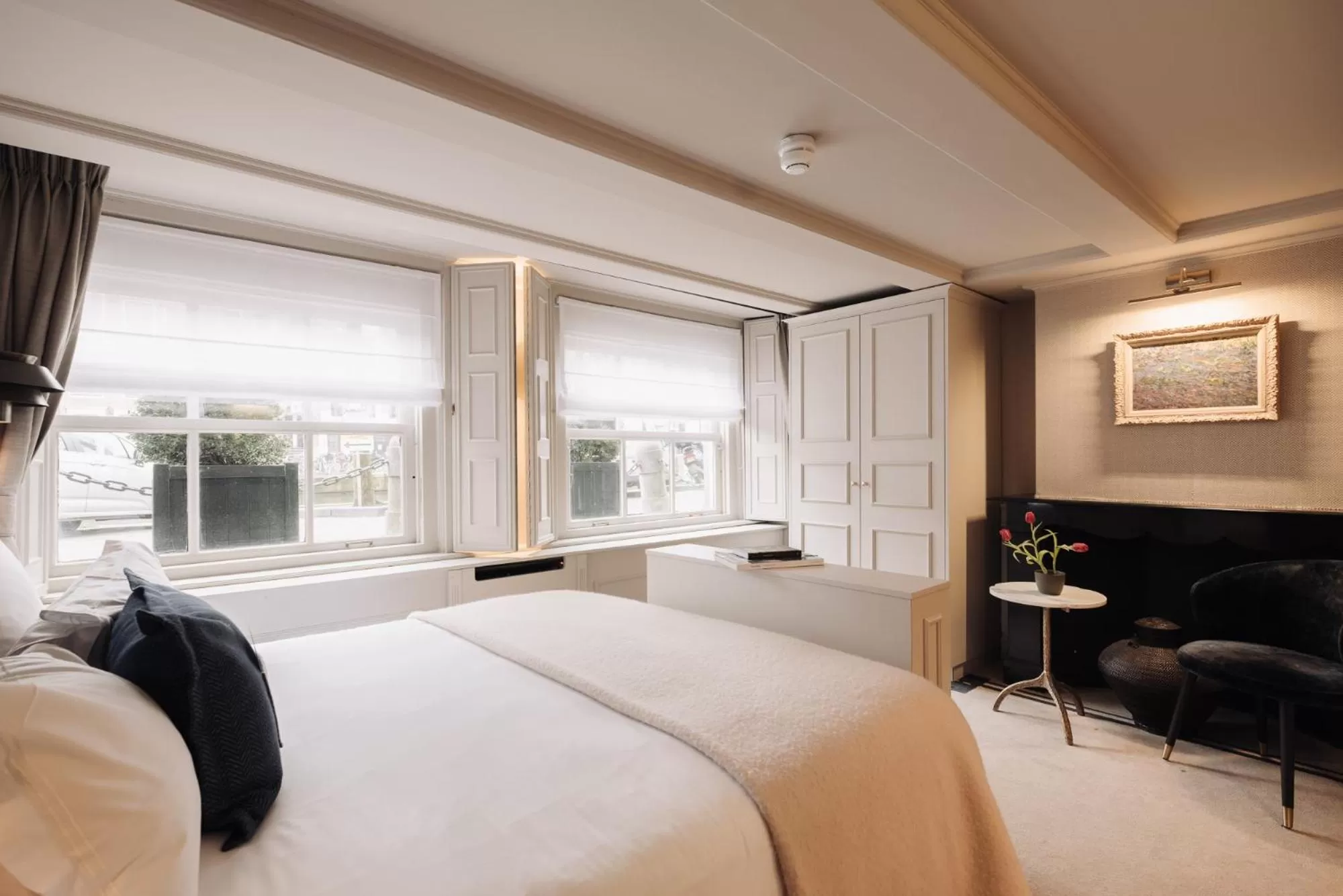 Double Room (Merchant - Street View) in Hotel 717