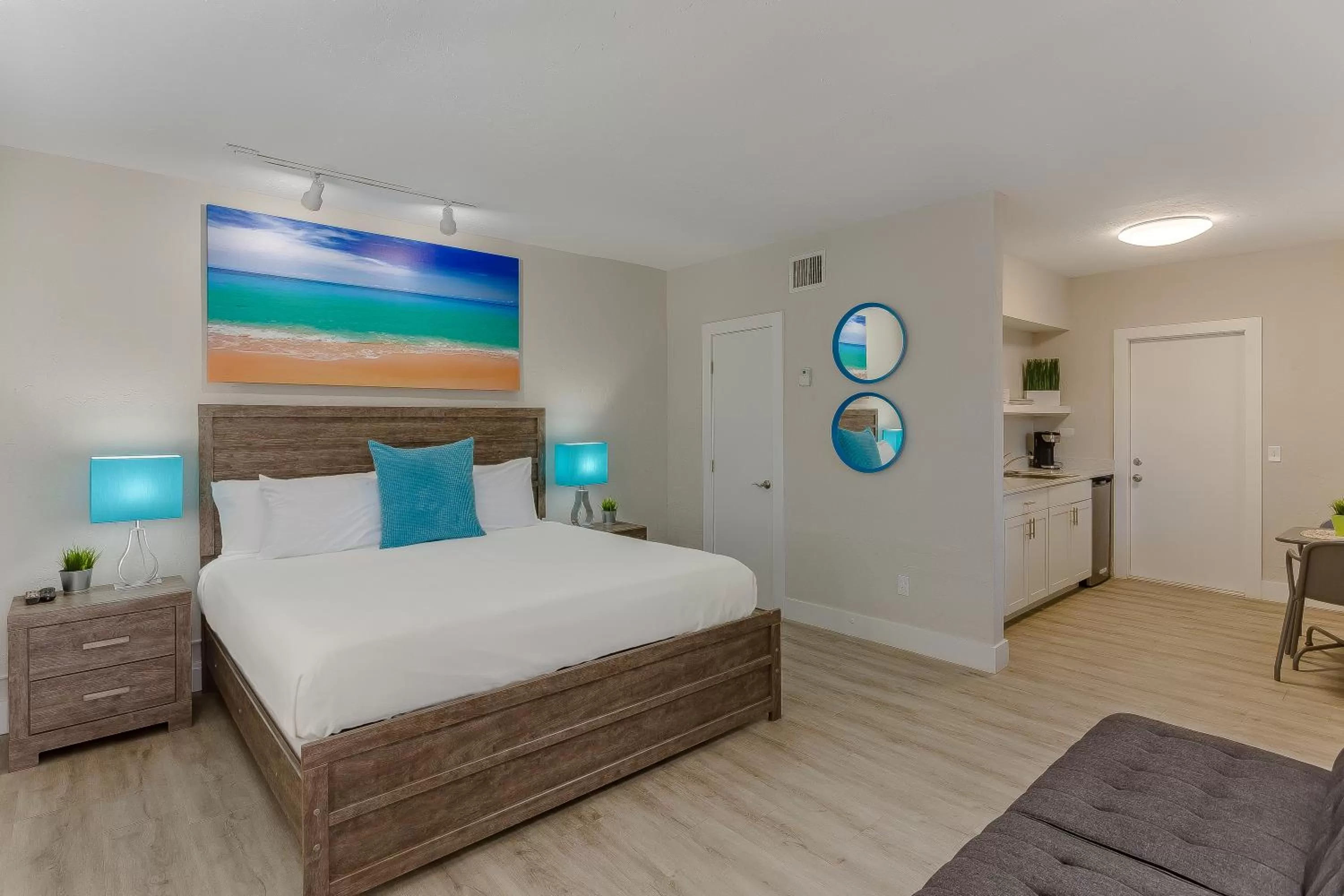 Superior King Suite in Drift Hotel