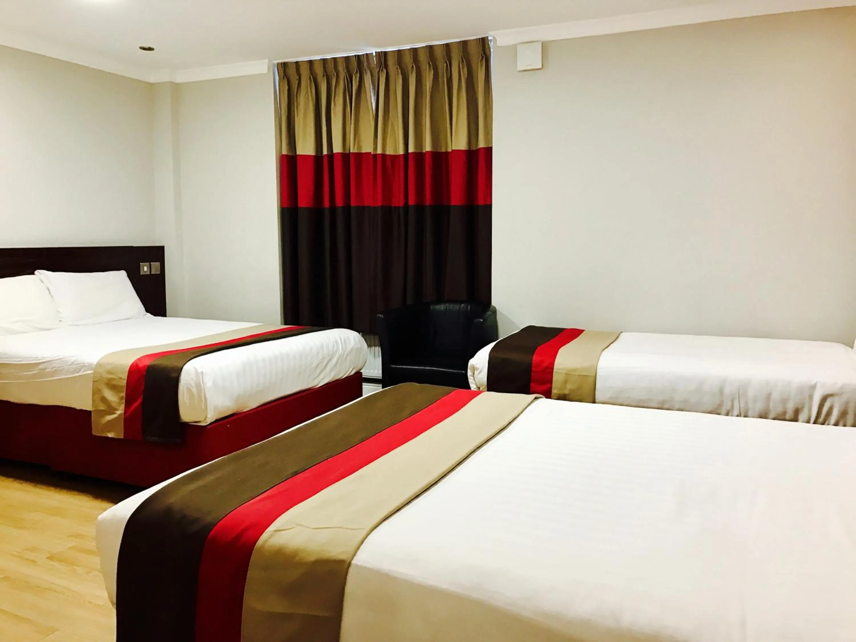 Classic Family Room in Royal Cambridge Hotel