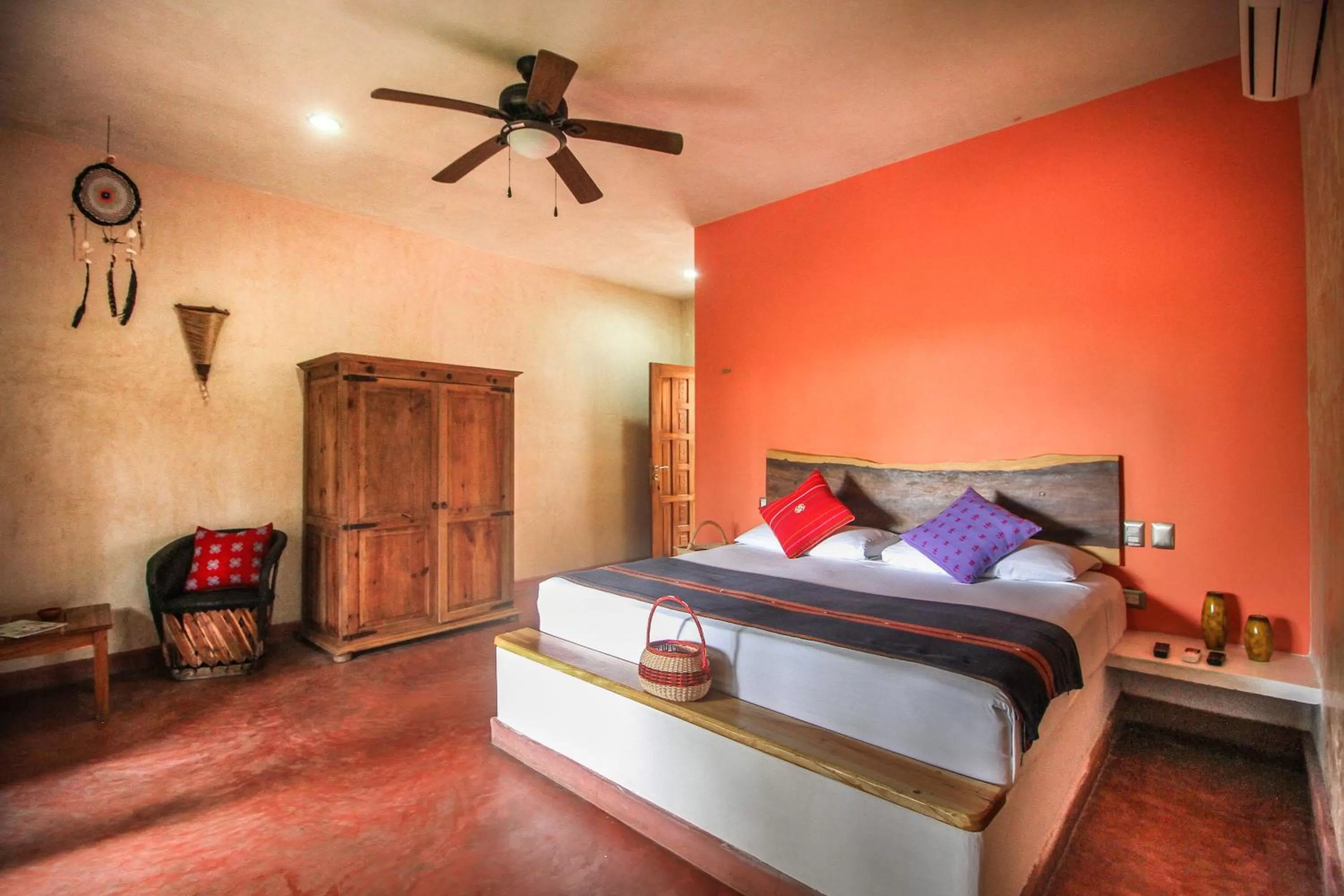 Room with King Bed with Balcony Garden View and Private Bathroom in Corazon De Jade Tulum