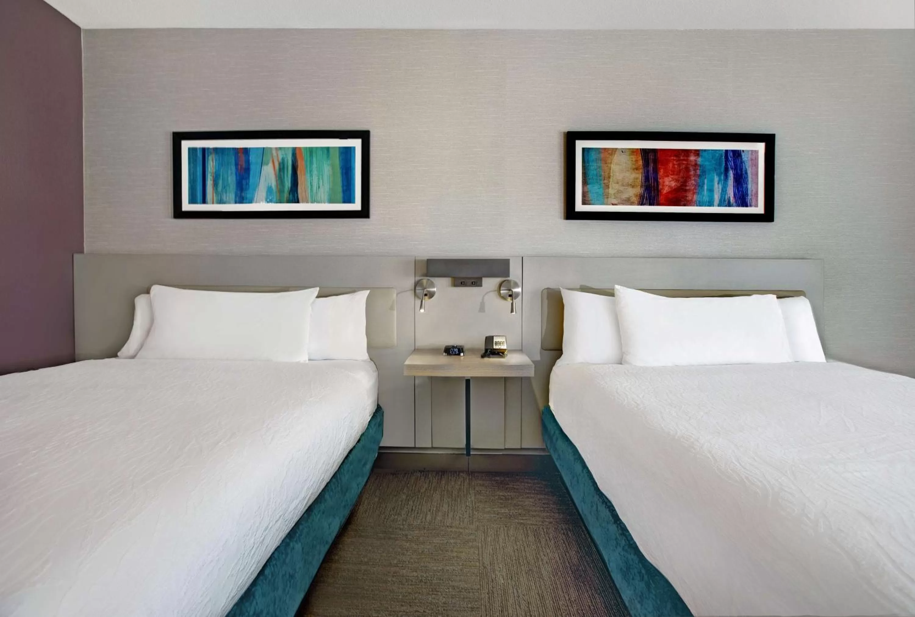 Premium Queen Room with Two Queen Beds in Hilton Garden Inn Memphis/Southaven