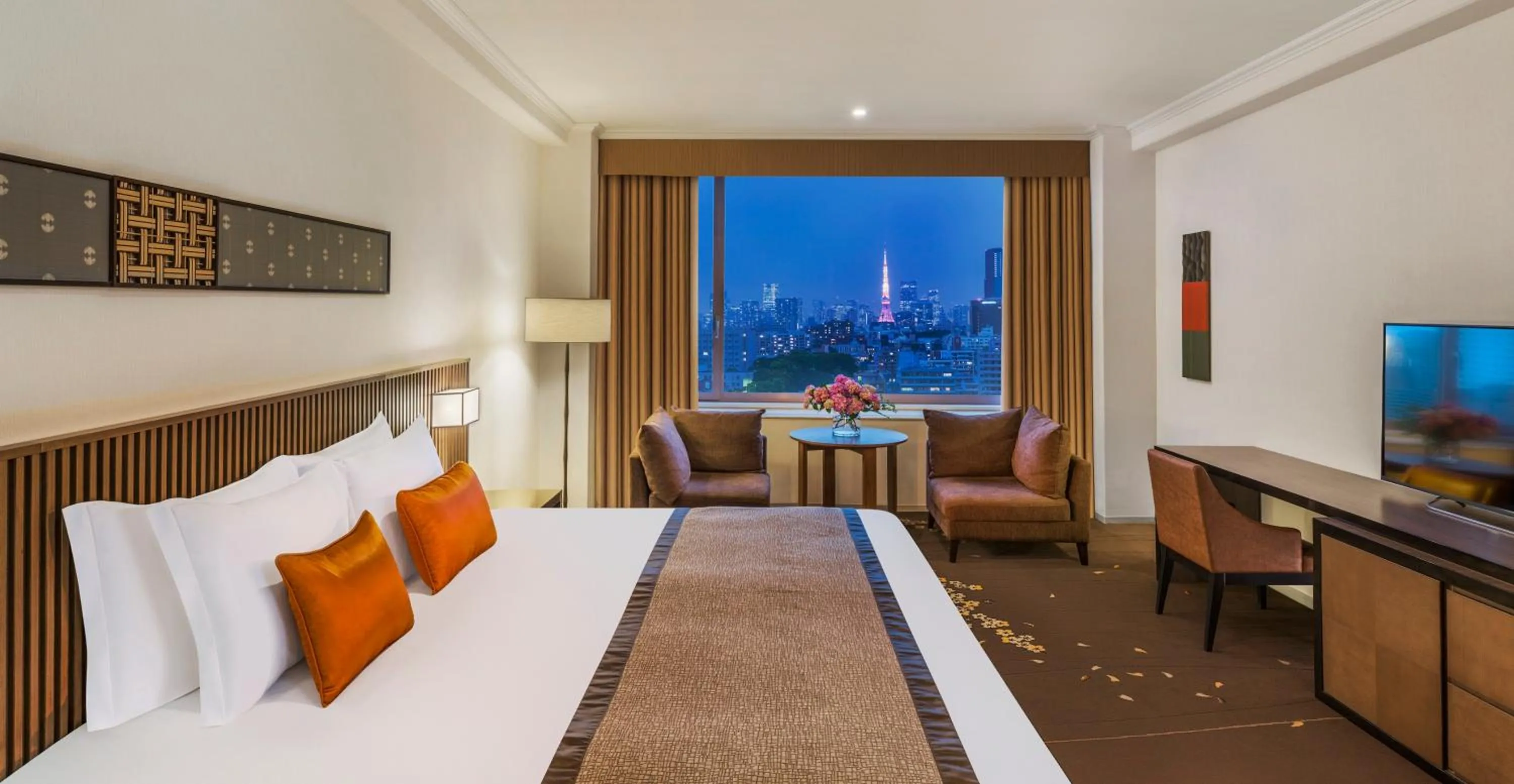 Tower Side Deluxe King Room Upper Floor (Non-Smoking)+ Sauna Access in The Prince Sakura Tower Tokyo, Autograph Collection