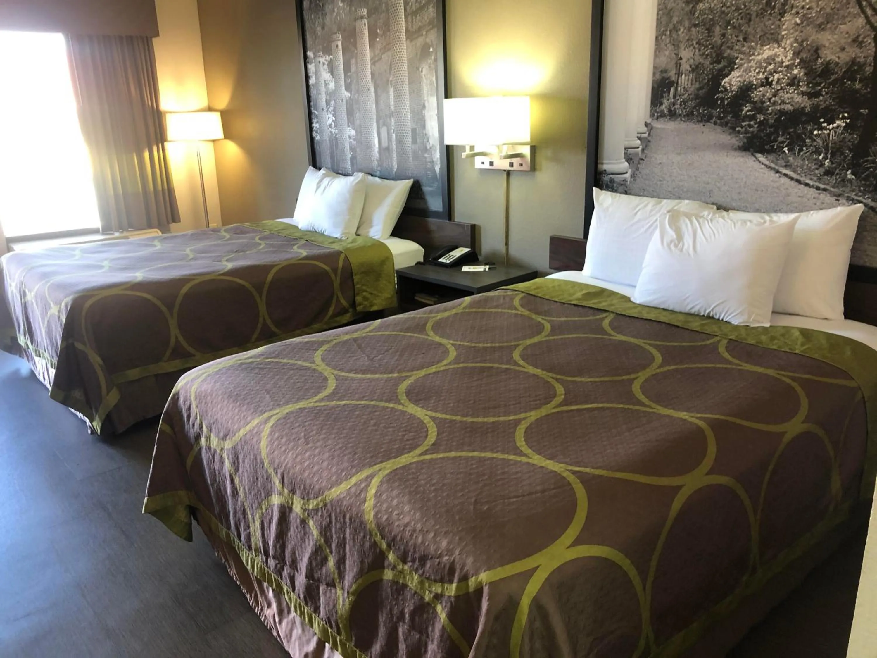 Queen Room with Two Queen Beds - Non-Smoking in Super 8 by Wyndham Orangeburg Near I-26