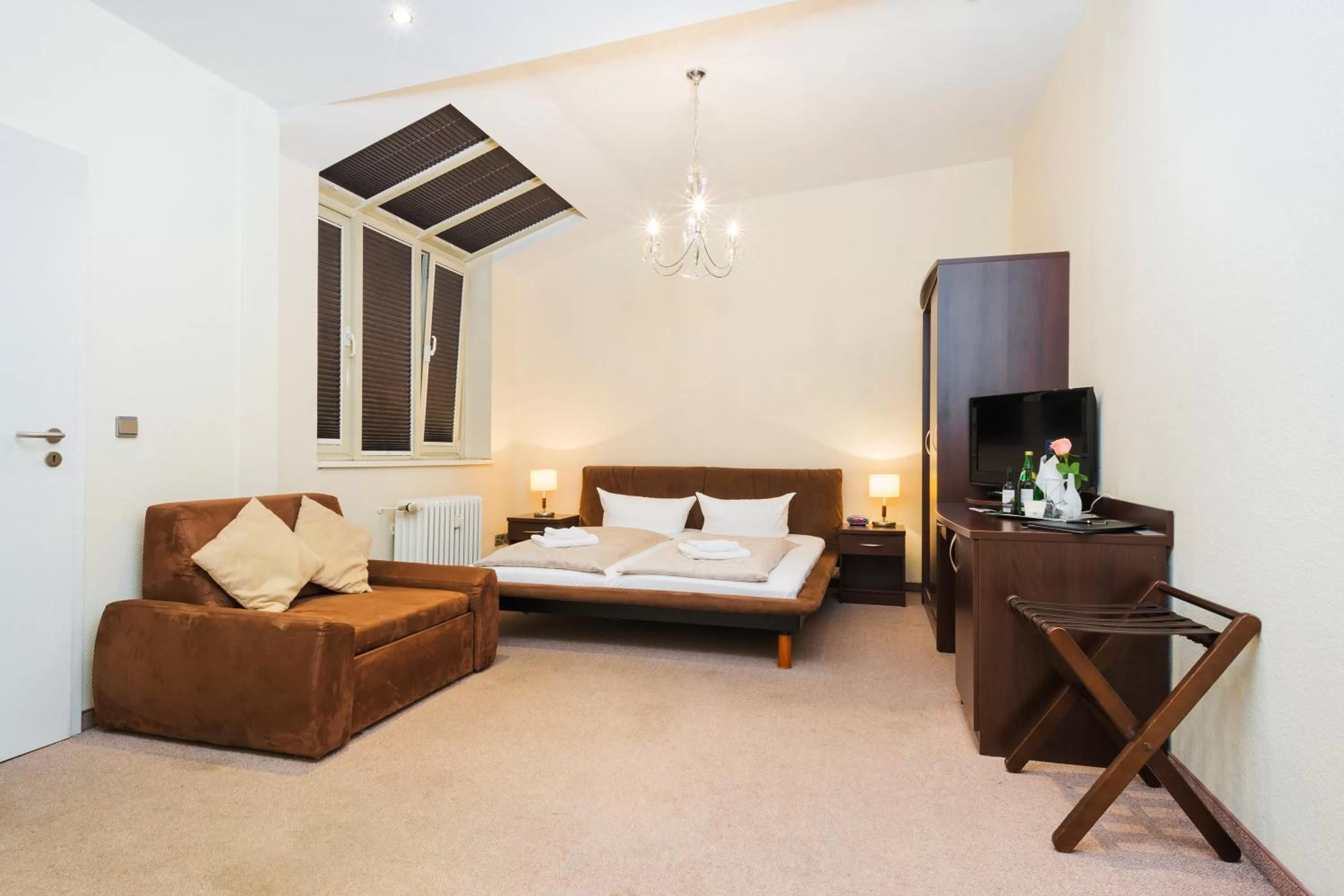 Family Apartment in Upper Room Hotel Kurfürstendamm