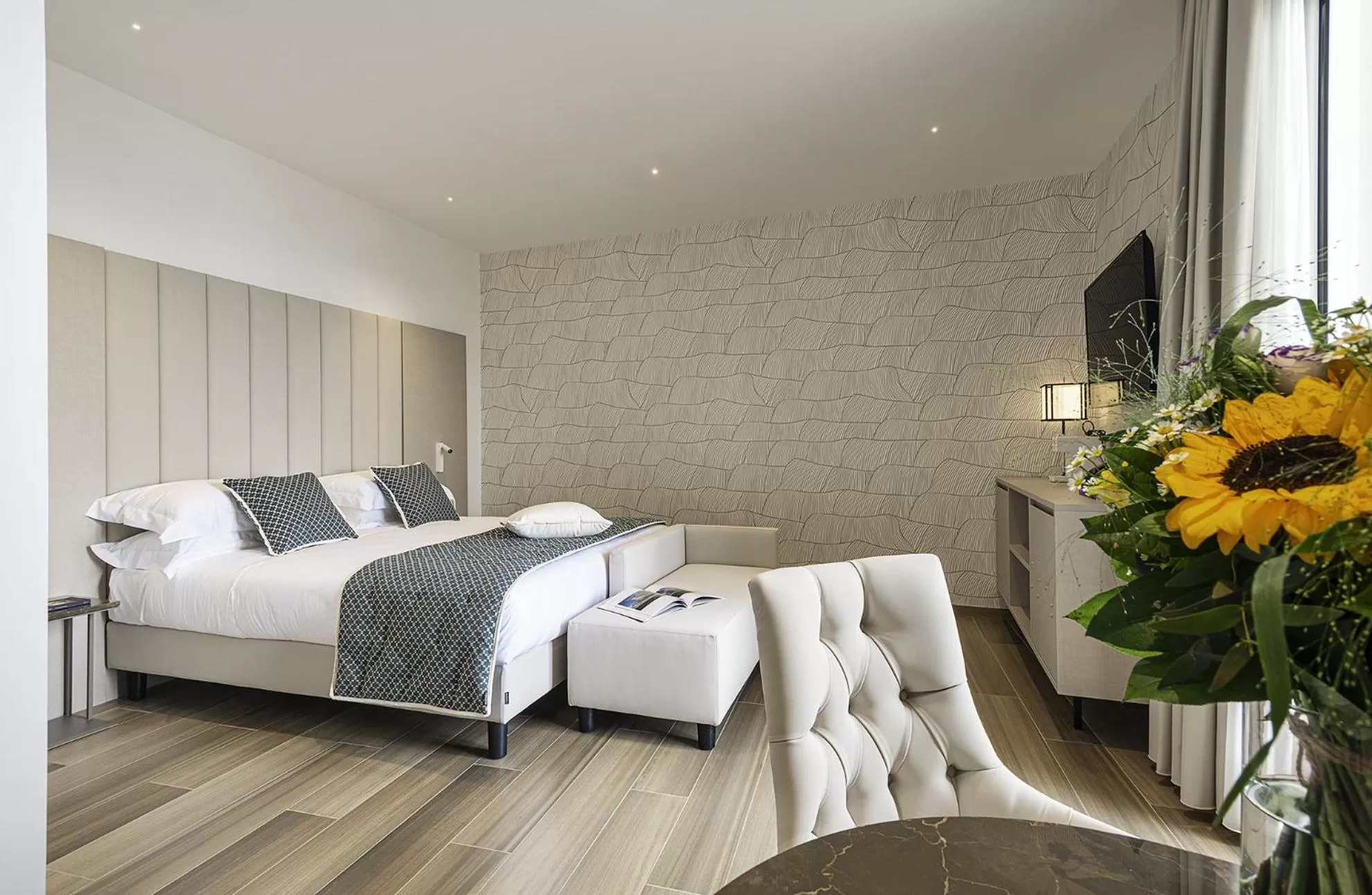 Suite with Terrace, Jacuzzi and Sea View - single occupancy in Sublimis Boutique Hotel Adults-Only