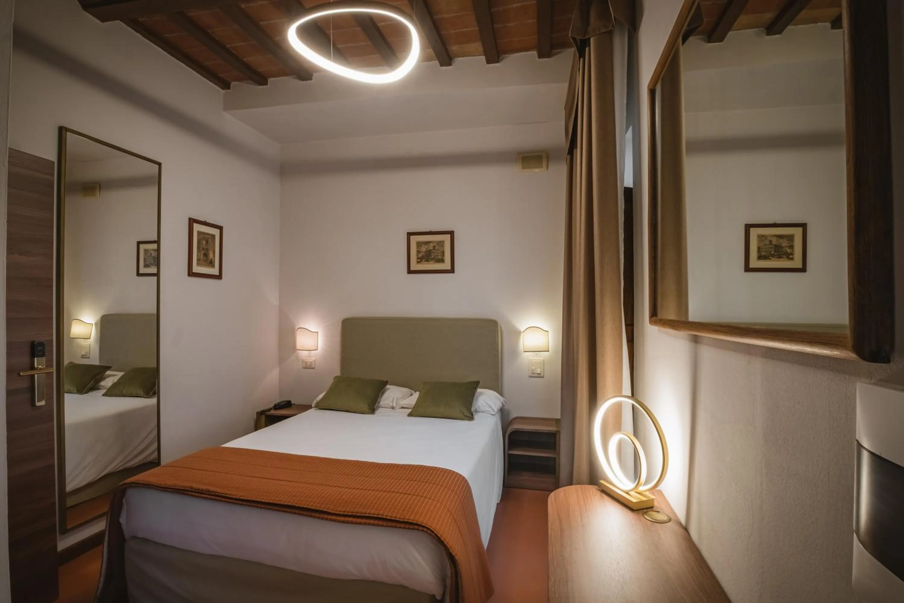 Economy Double or Twin Room in Hotel Villa Montegranelli