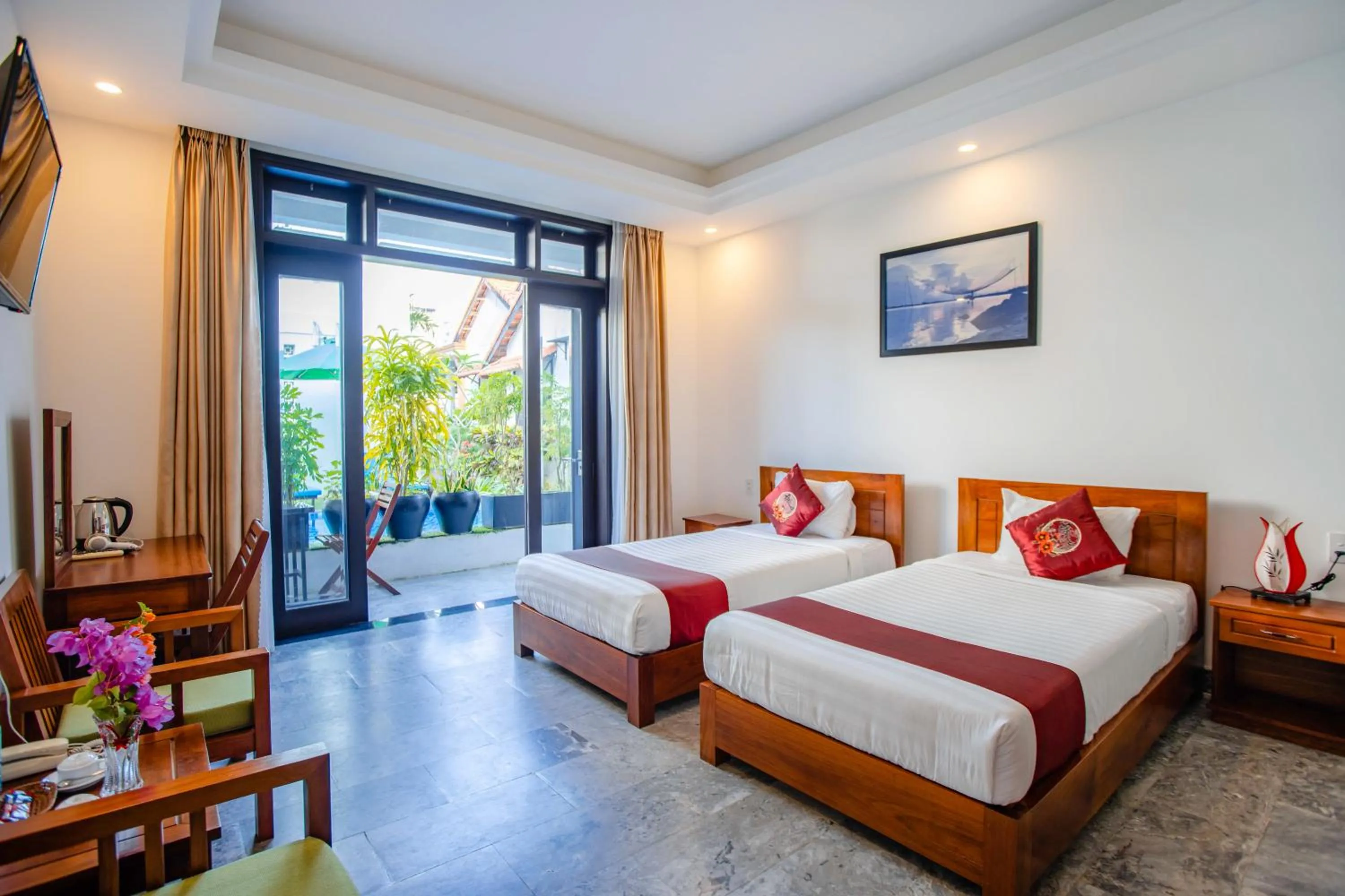 Twin Room with Pool View in Trendy Life Villa Hoi An