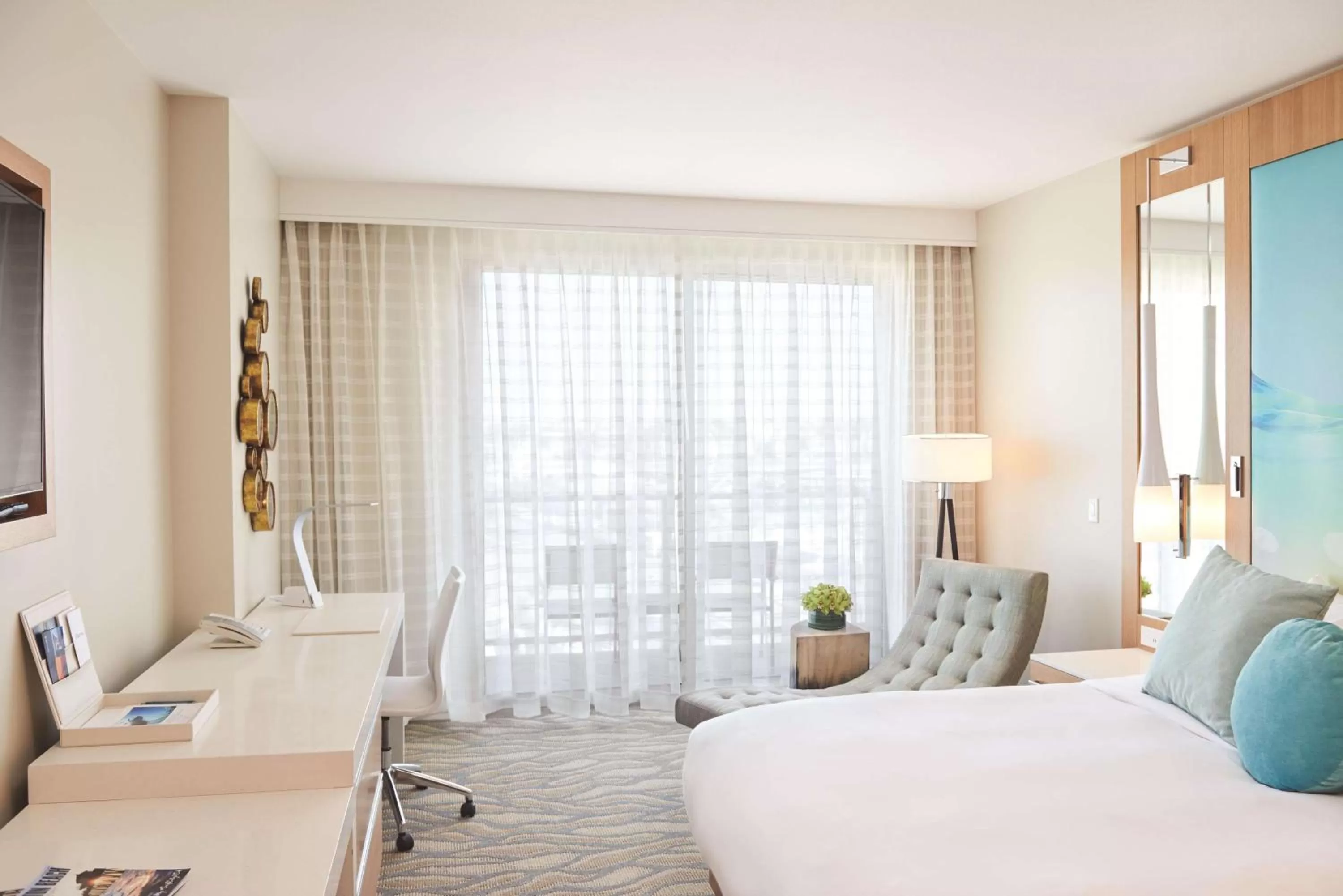 Partial Ocean View King in Paséa Hotel & Spa