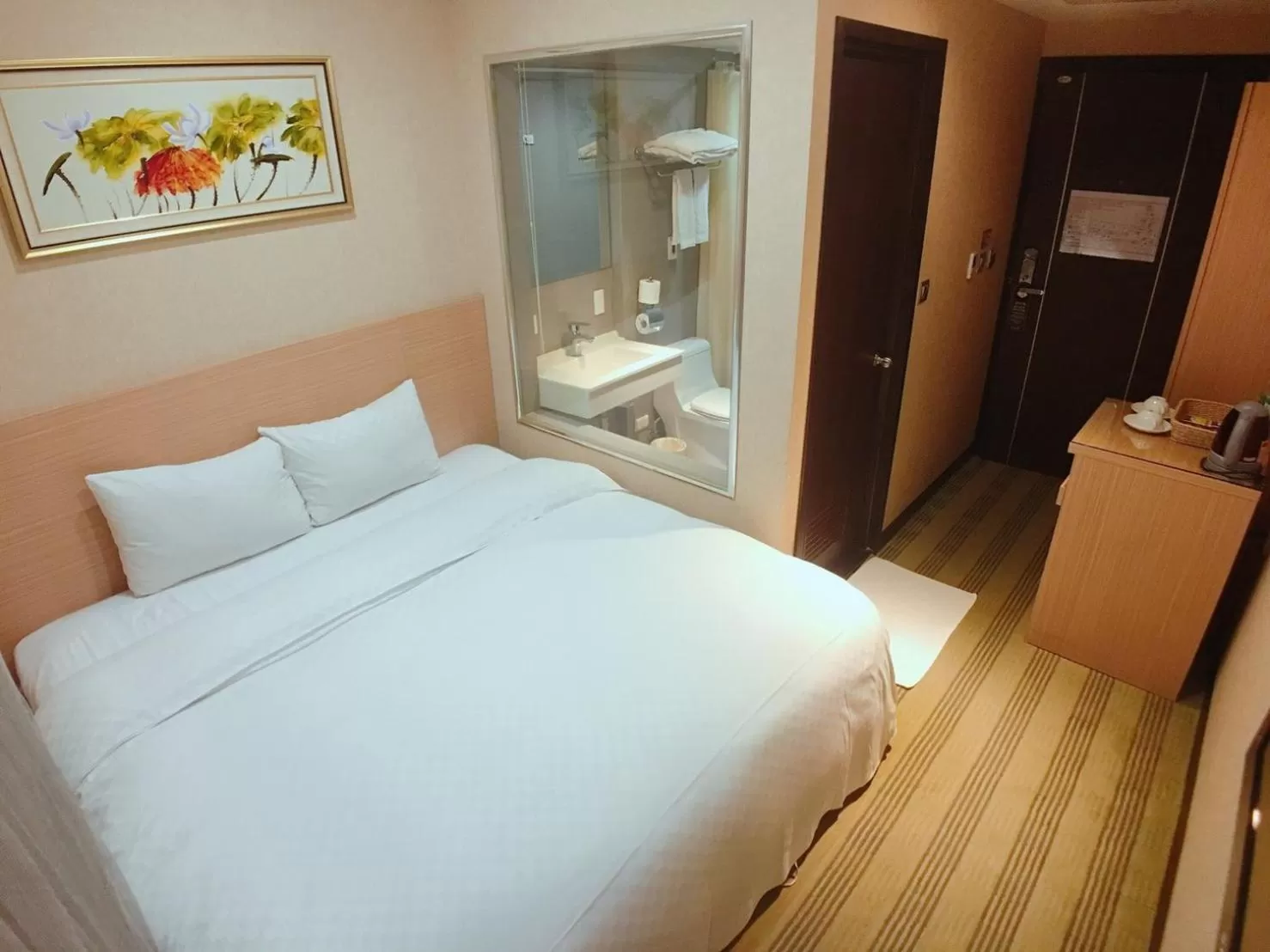 Standard Double Room in The Metro Hotel Taichung