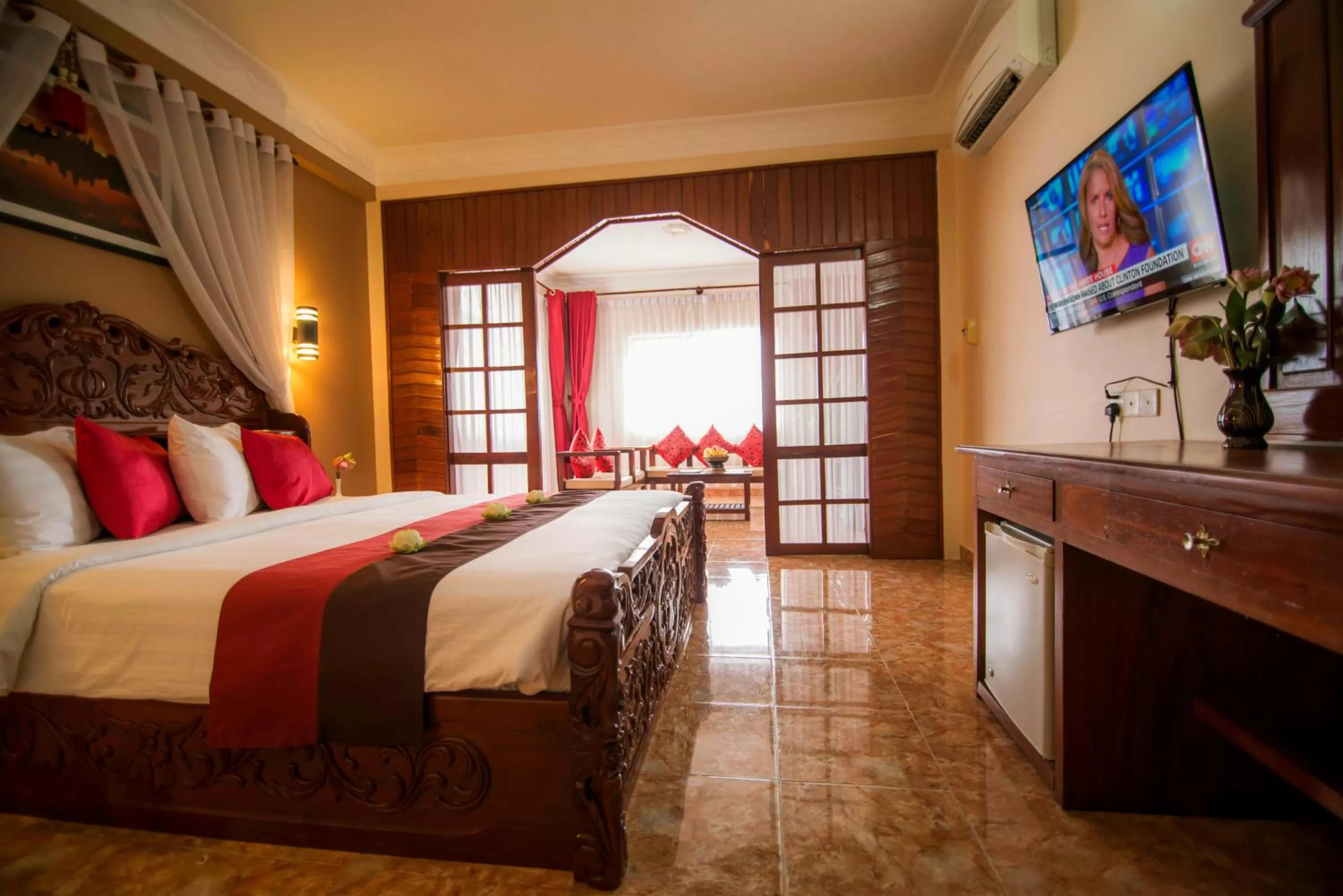 King Suite in Reaksmey Chanreas Hotel