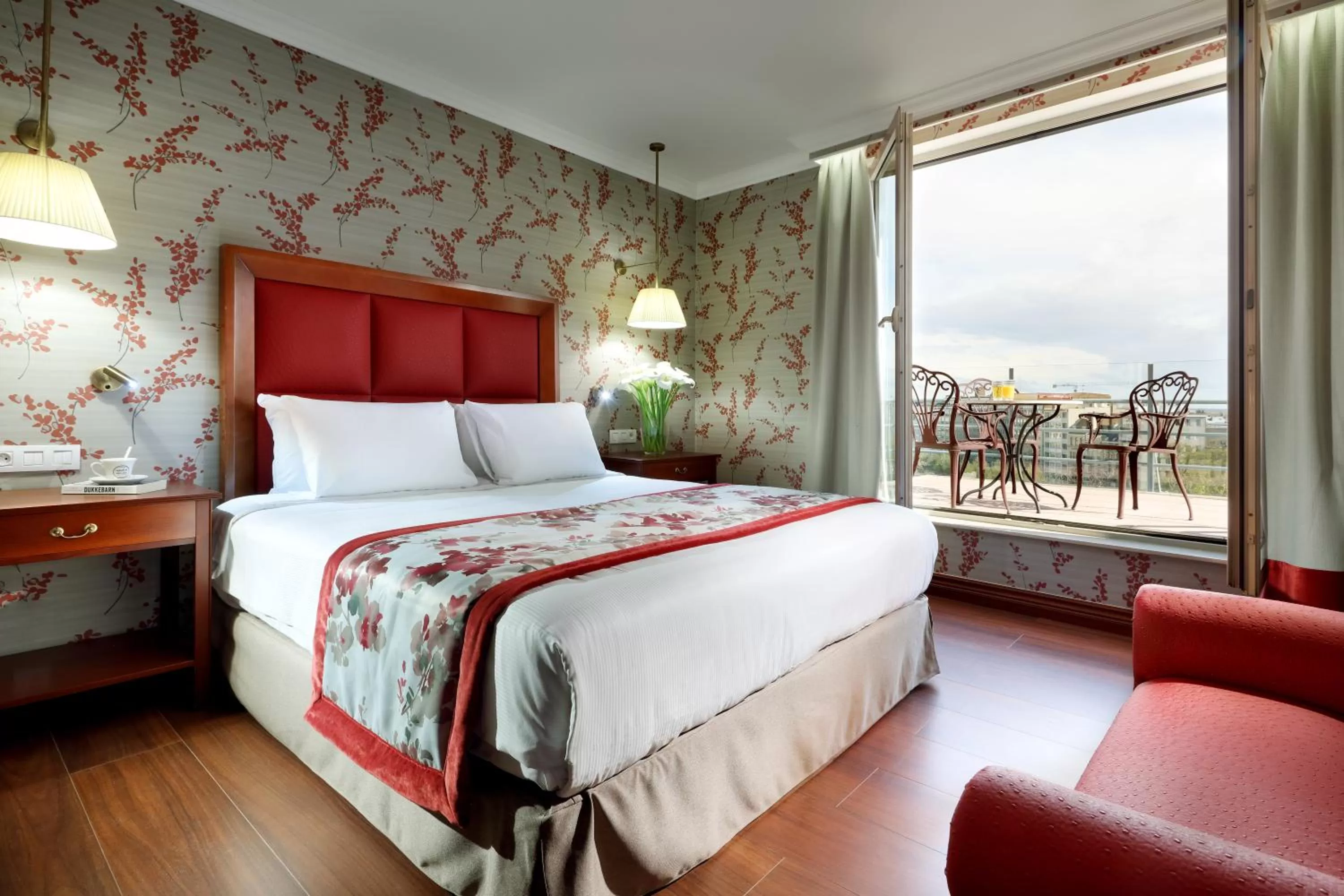 Junior Suite with Terrace in Eurostars Montgomery