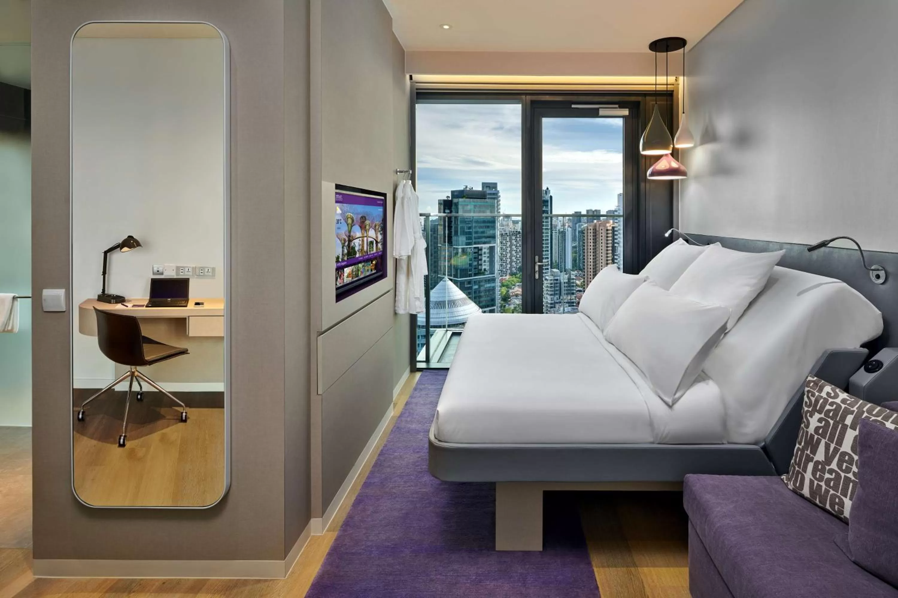 First Class King in YOTEL Singapore Orchard Road