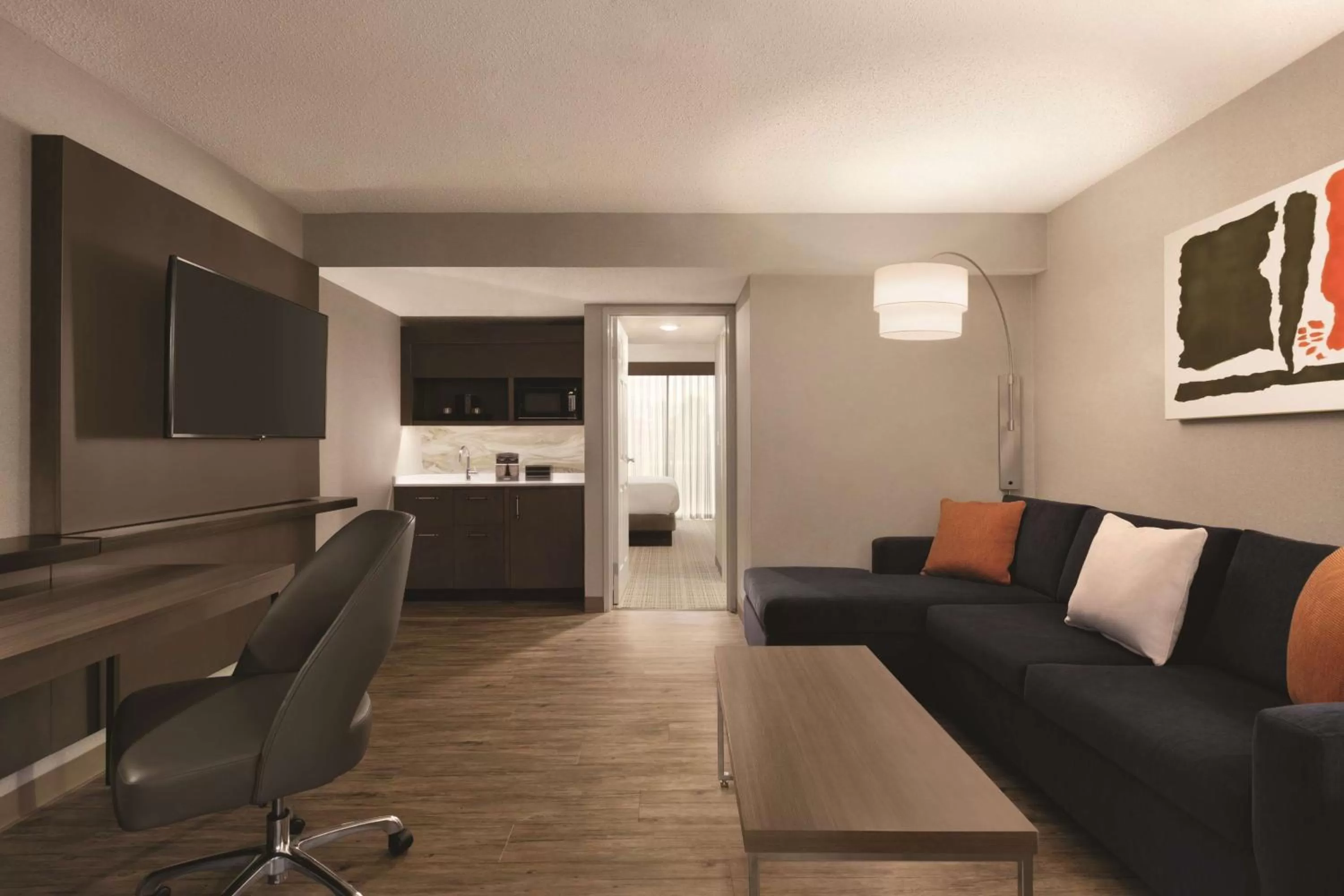 King Suite with Sofa Bed in Embassy Suites by Hilton Richmond