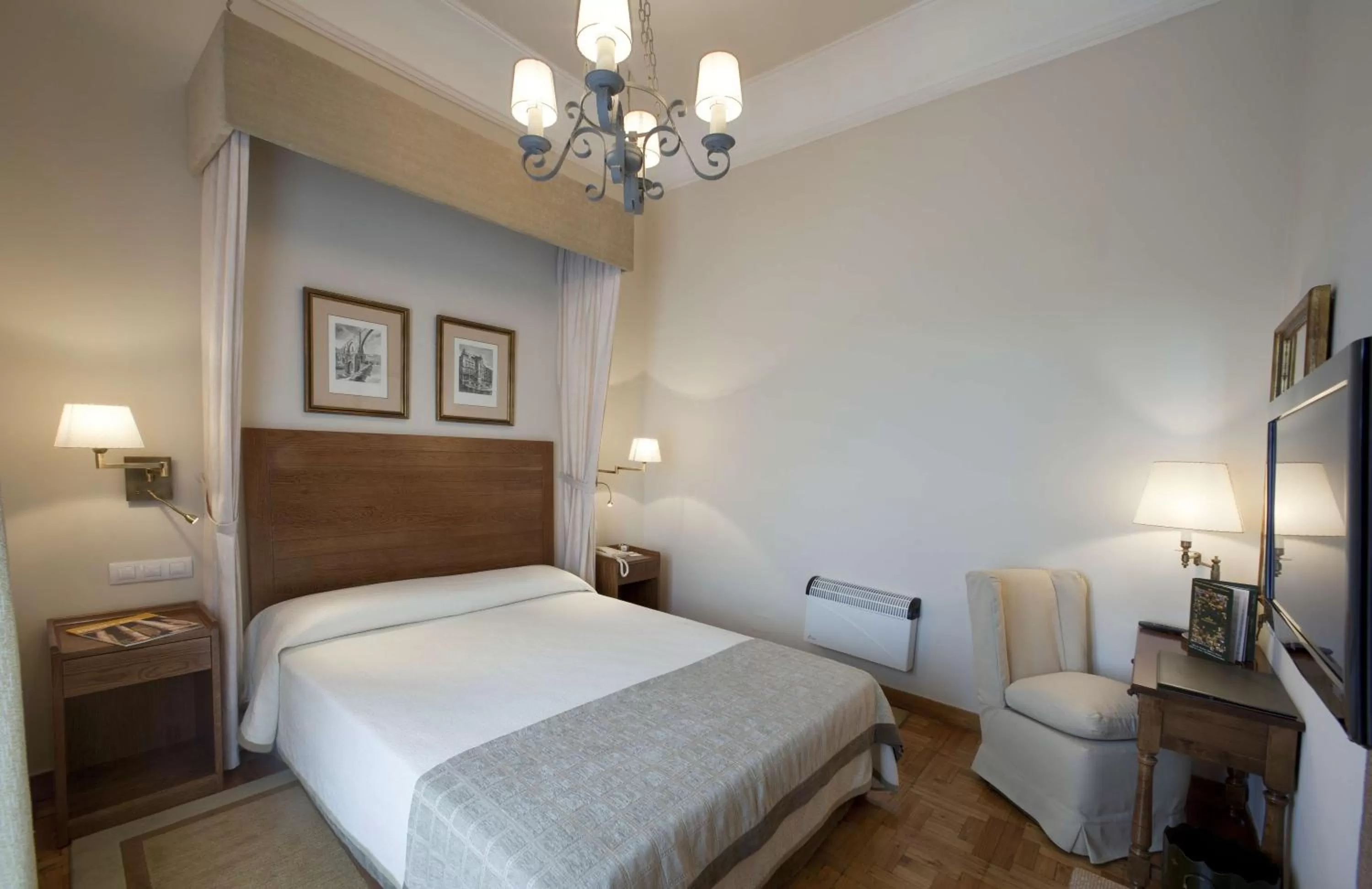 Superior Double Room in Parador de Teruel
