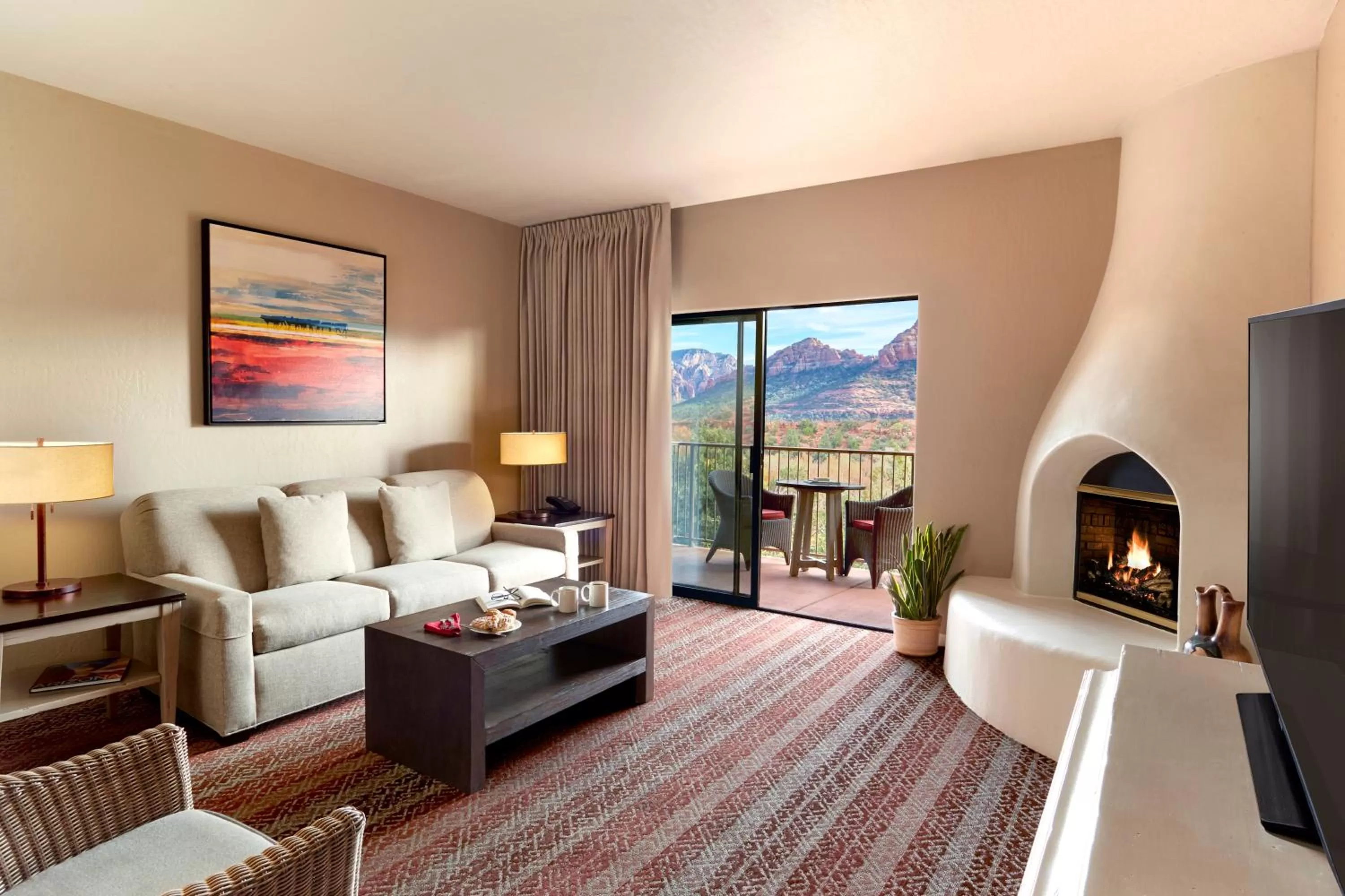 Red Rock Premium King 1 Bedroom Suite - Pet-Friendly in The Cliffs