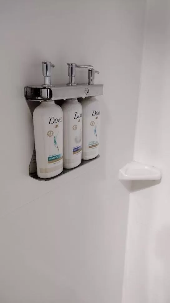 King Room - Mobility Access/Hearing Accessible in Holiday Inn Express Fredericksburg - Southpoint, an IHG Hotel