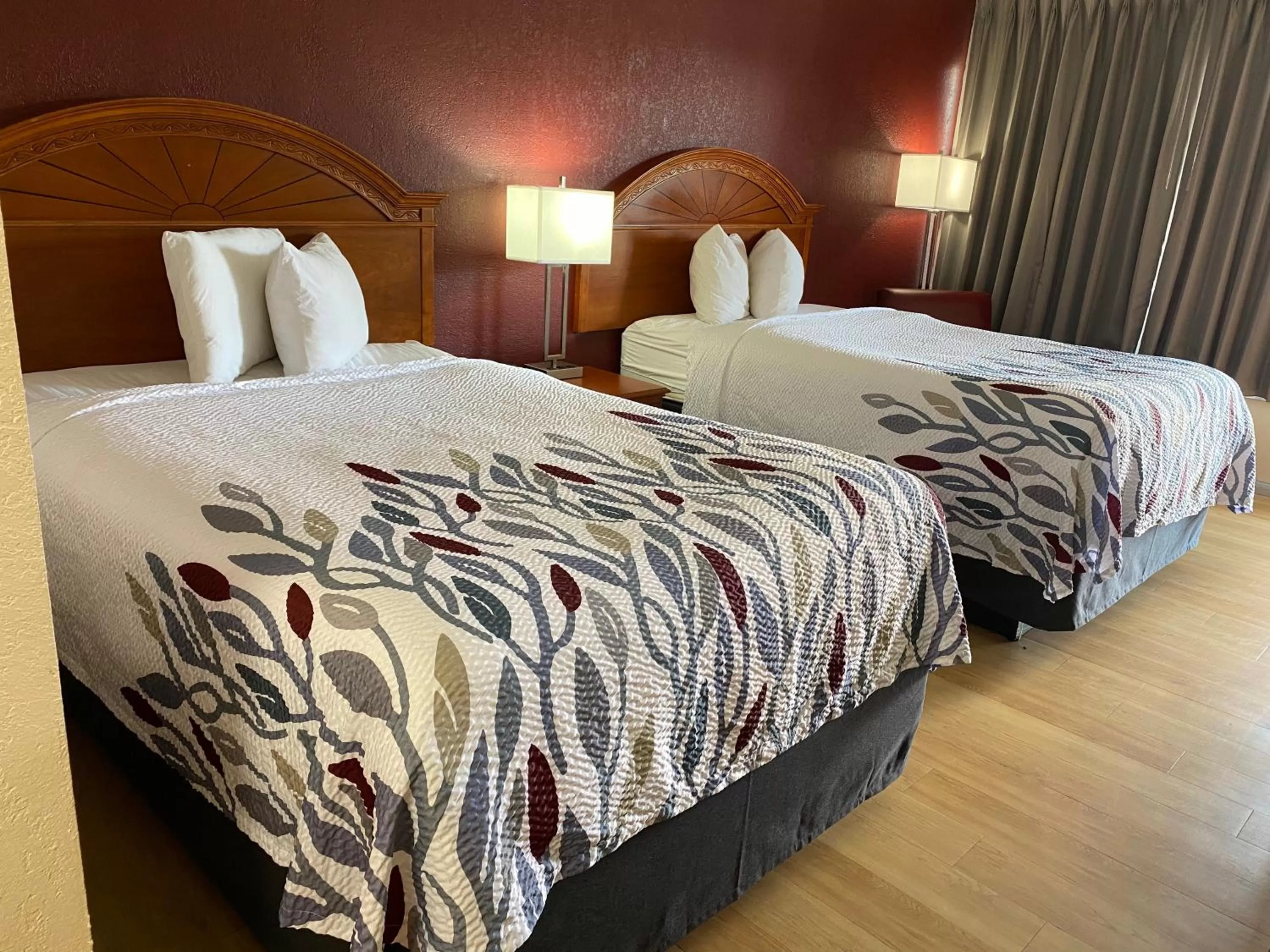 Deluxe Room with Two Double Beds Non-Smoking in Red Roof Inn Wheelersburg