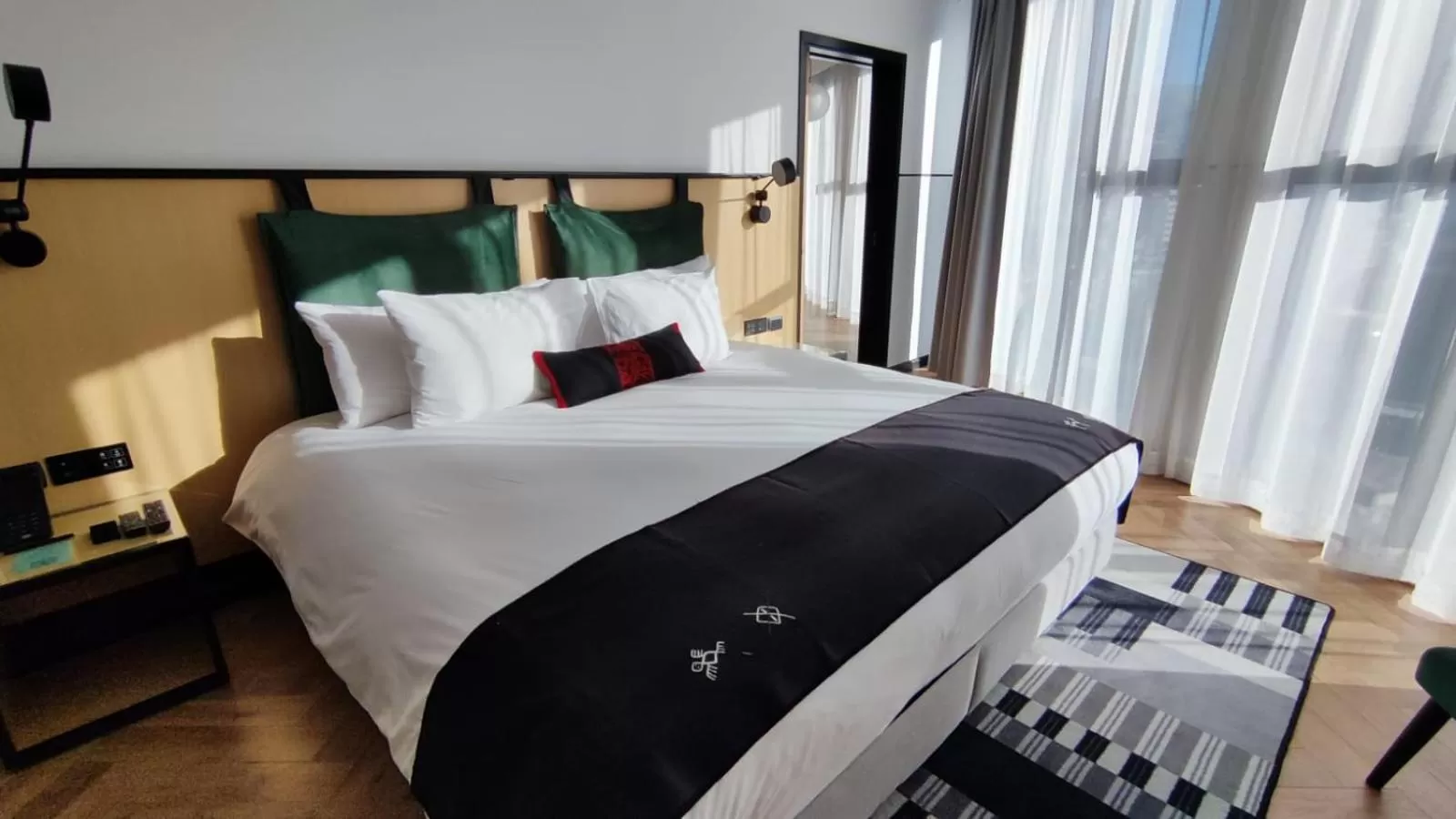 Presidential Suite in Met Hotel