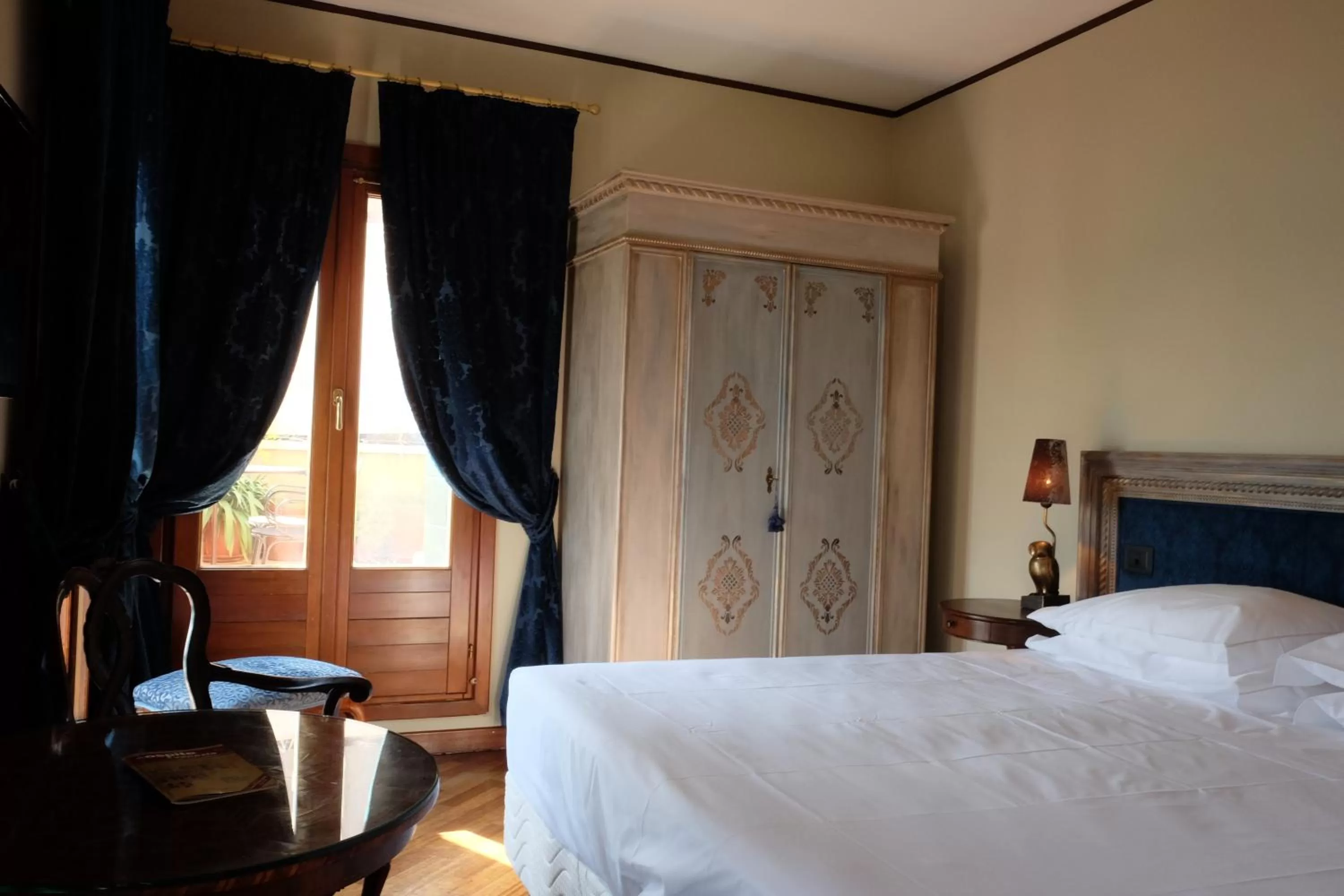 Superior Double Room with Canal view and Terrace in Hotel La Calcina