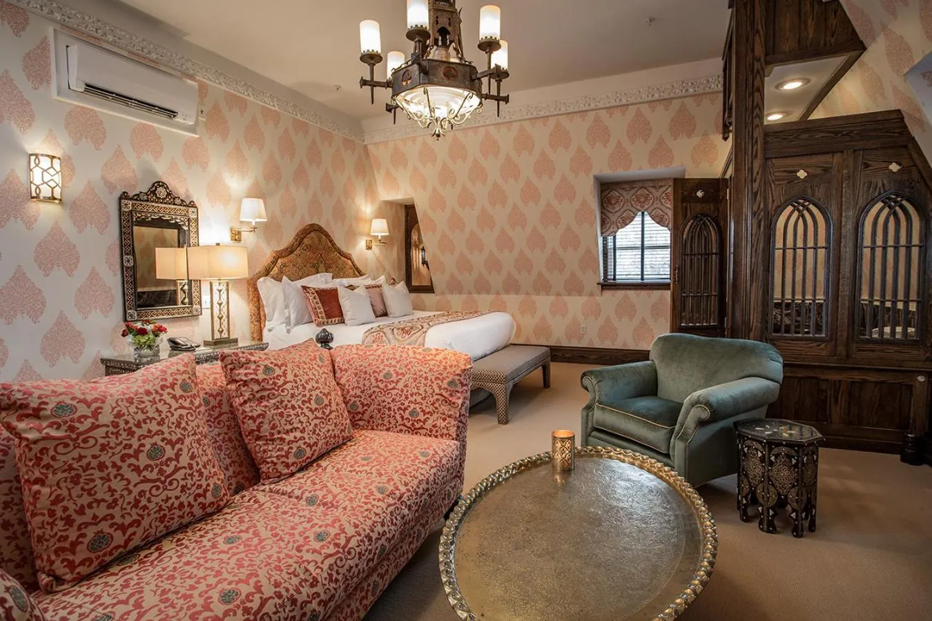 Moroccan Guest Room in The Chanler at Cliff Walk