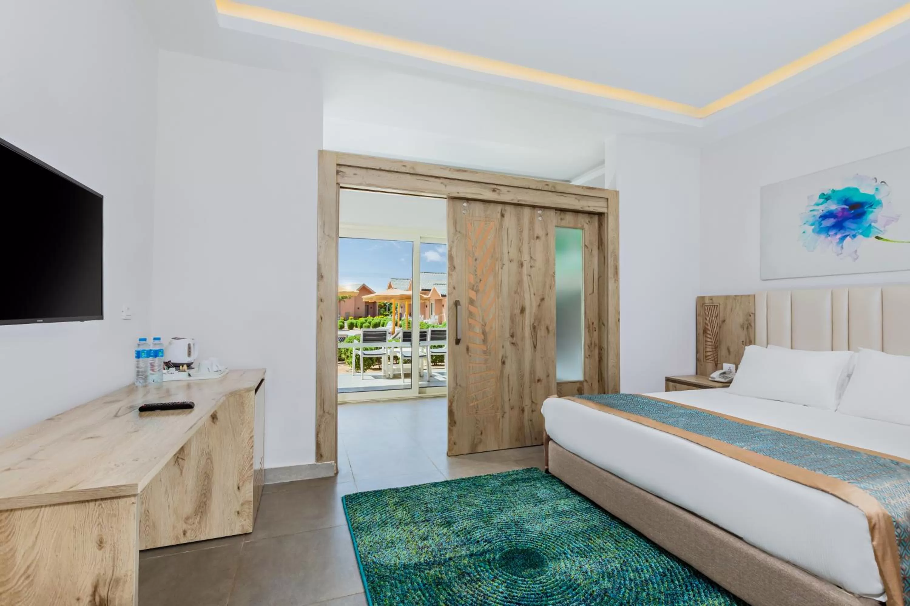 Honeymoon Bungalow in Pickalbatros Jungle Aqua Park - Neverland Hurghada