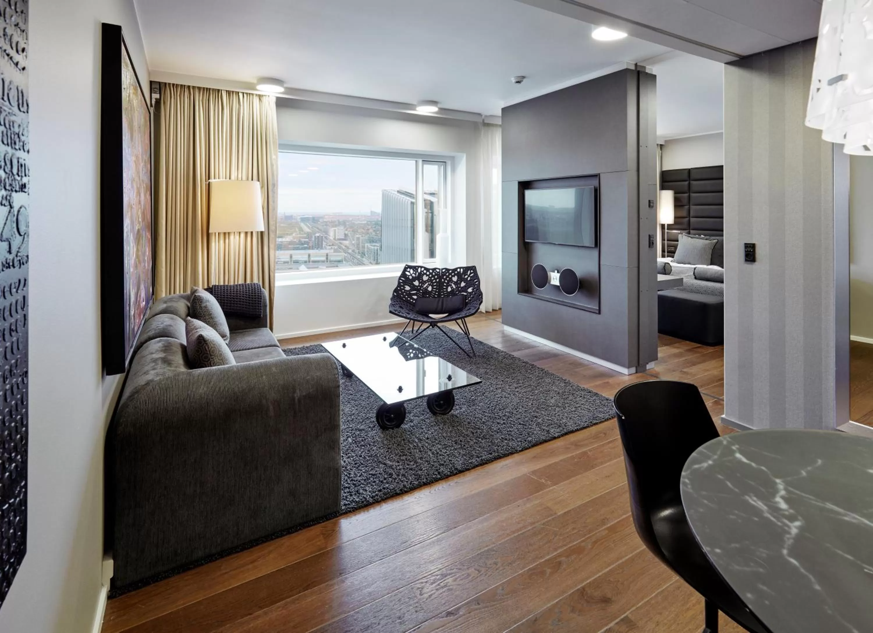 One-Bedroom Suite in Crowne Plaza Copenhagen Towers by IHG