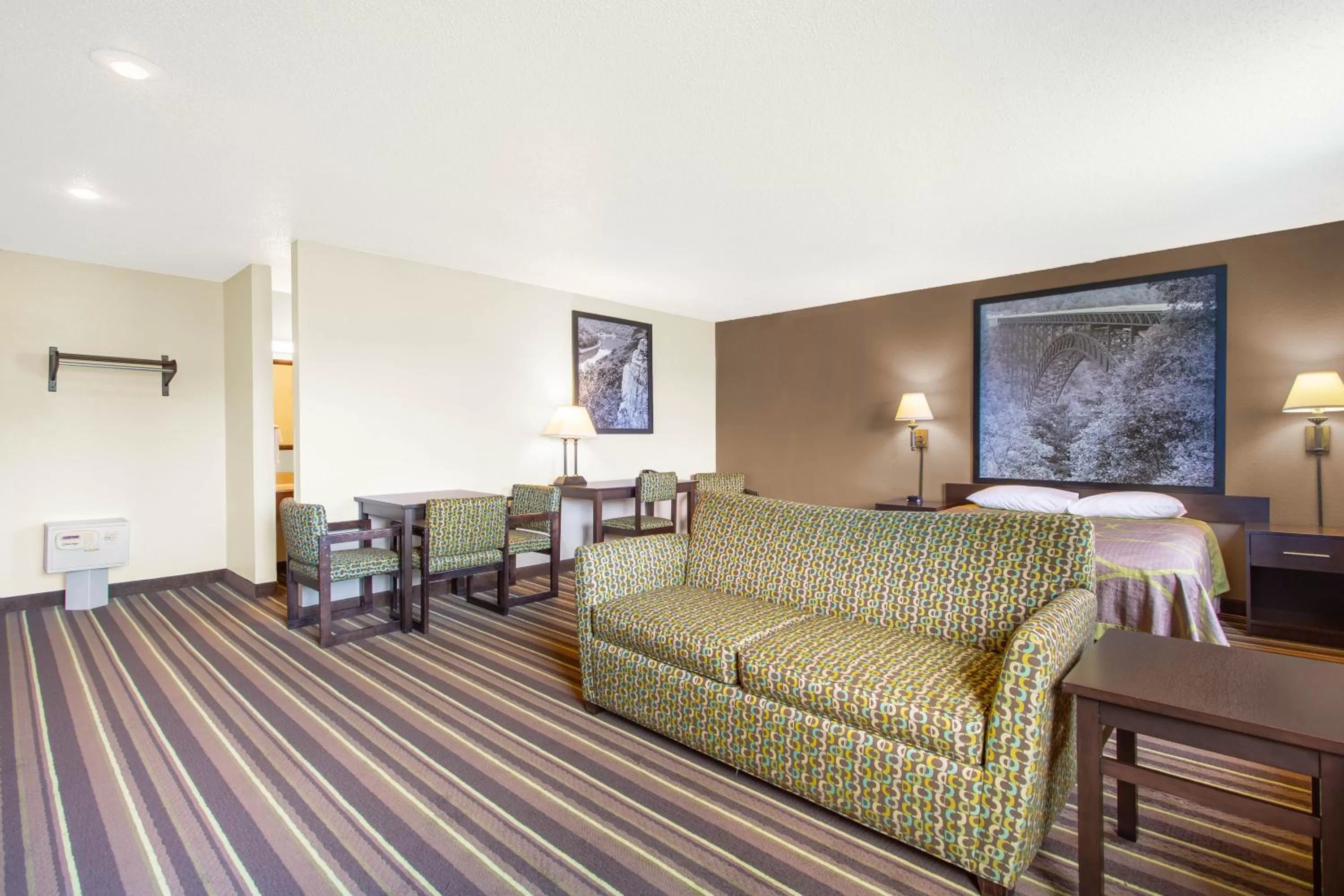 Queen Suite - Non-Smoking in Super 8 by Wyndham Weston WV