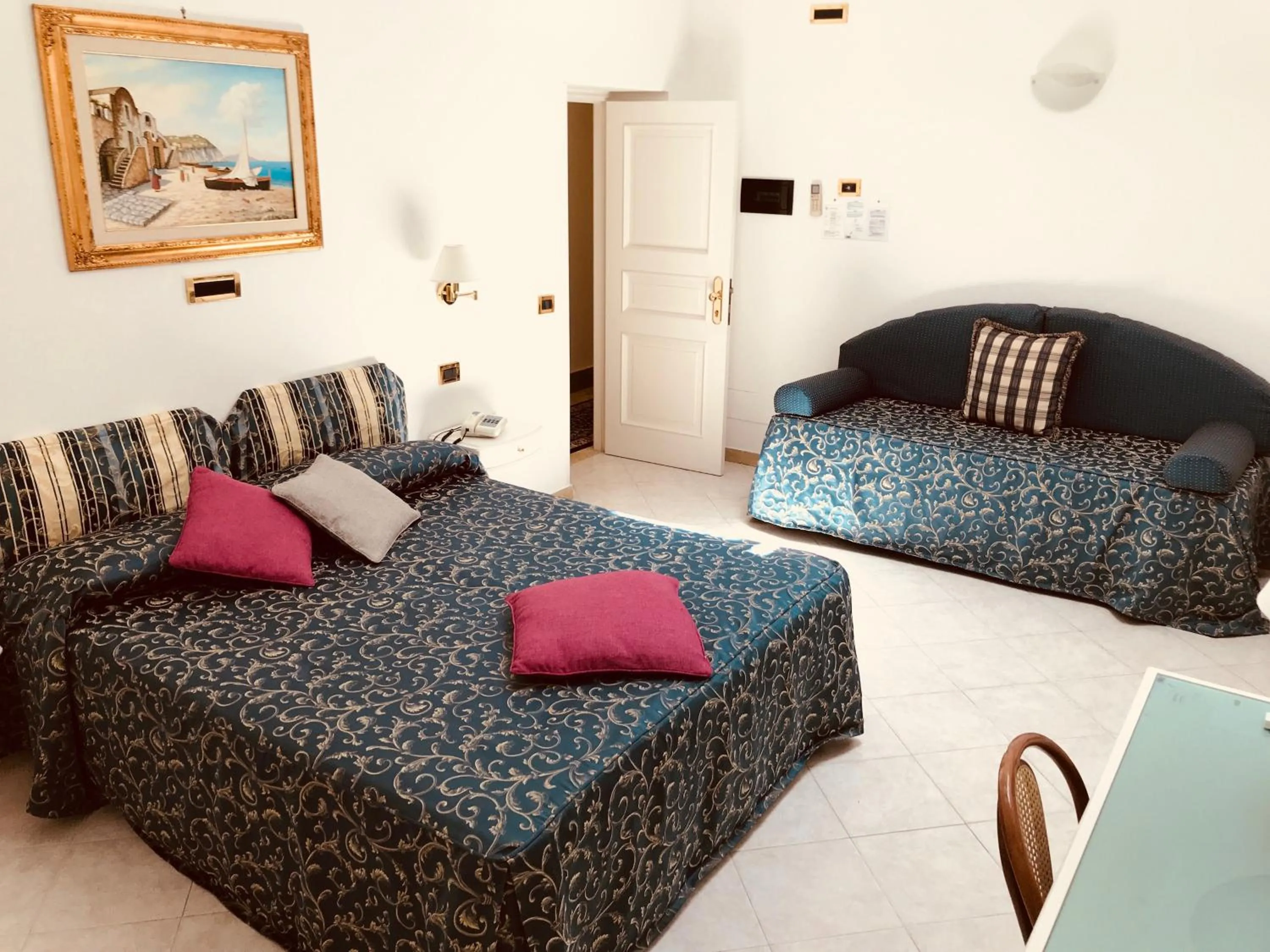 Inner Triple Room - single occupancy in Bougainville Luxury Boutique Hotel