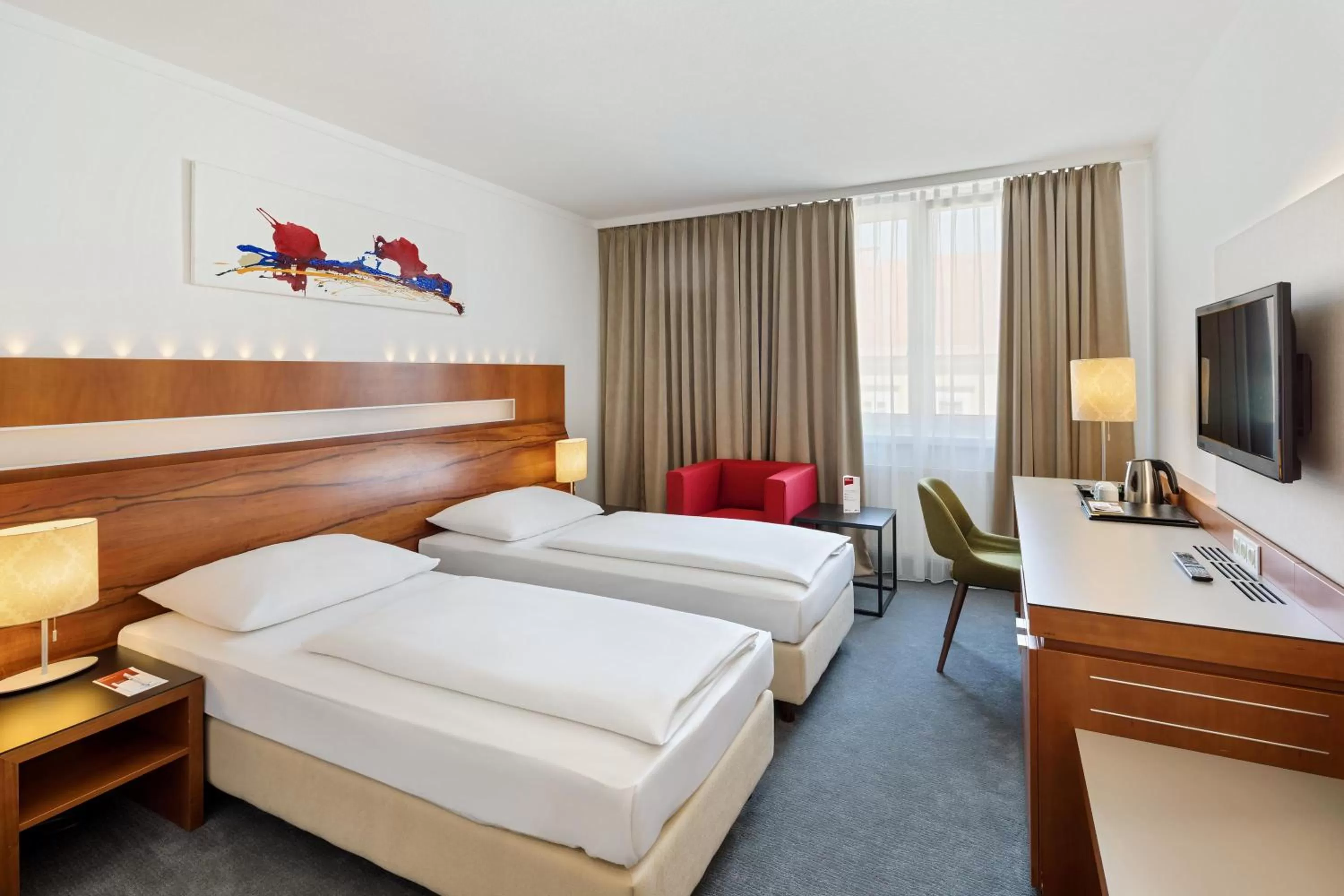 Executive Twin Room in Austria Trend Hotel Europa Graz Hauptbahnhof