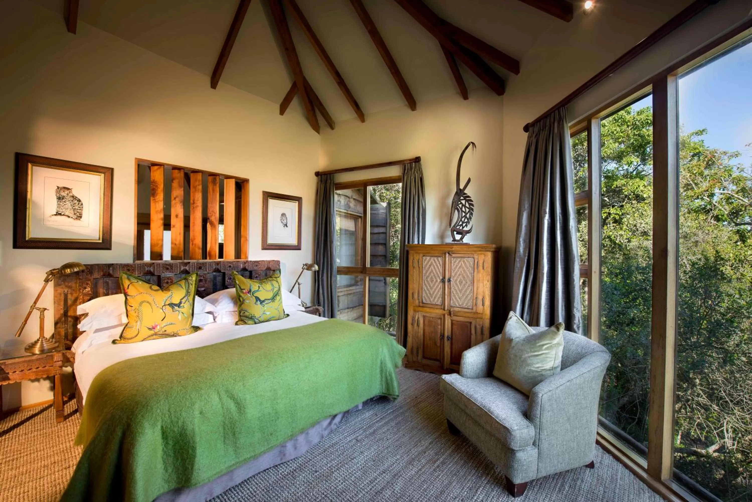 Luxury Suite - single occupancy in Tsala Treetop Lodge