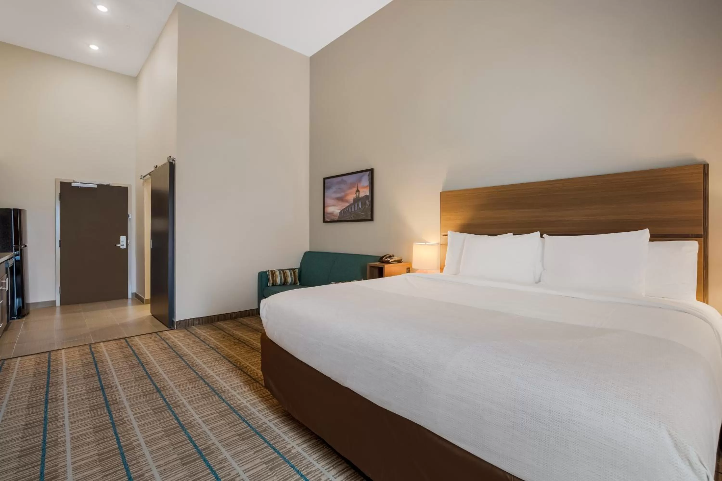 Studio King Suite with Full Kitchenette - Non-Smoking in Hawthorn Extended Stay by Wyndham Sulphur Lake Charles