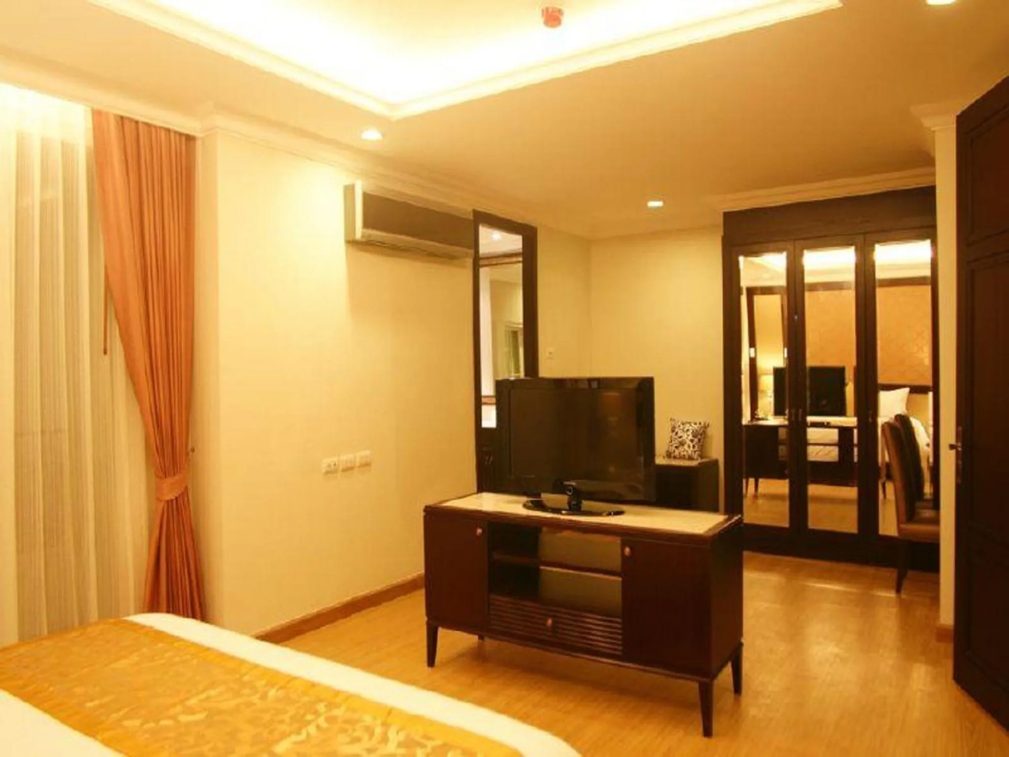 Two-Bedroom Suite in Lk Legend Hotel