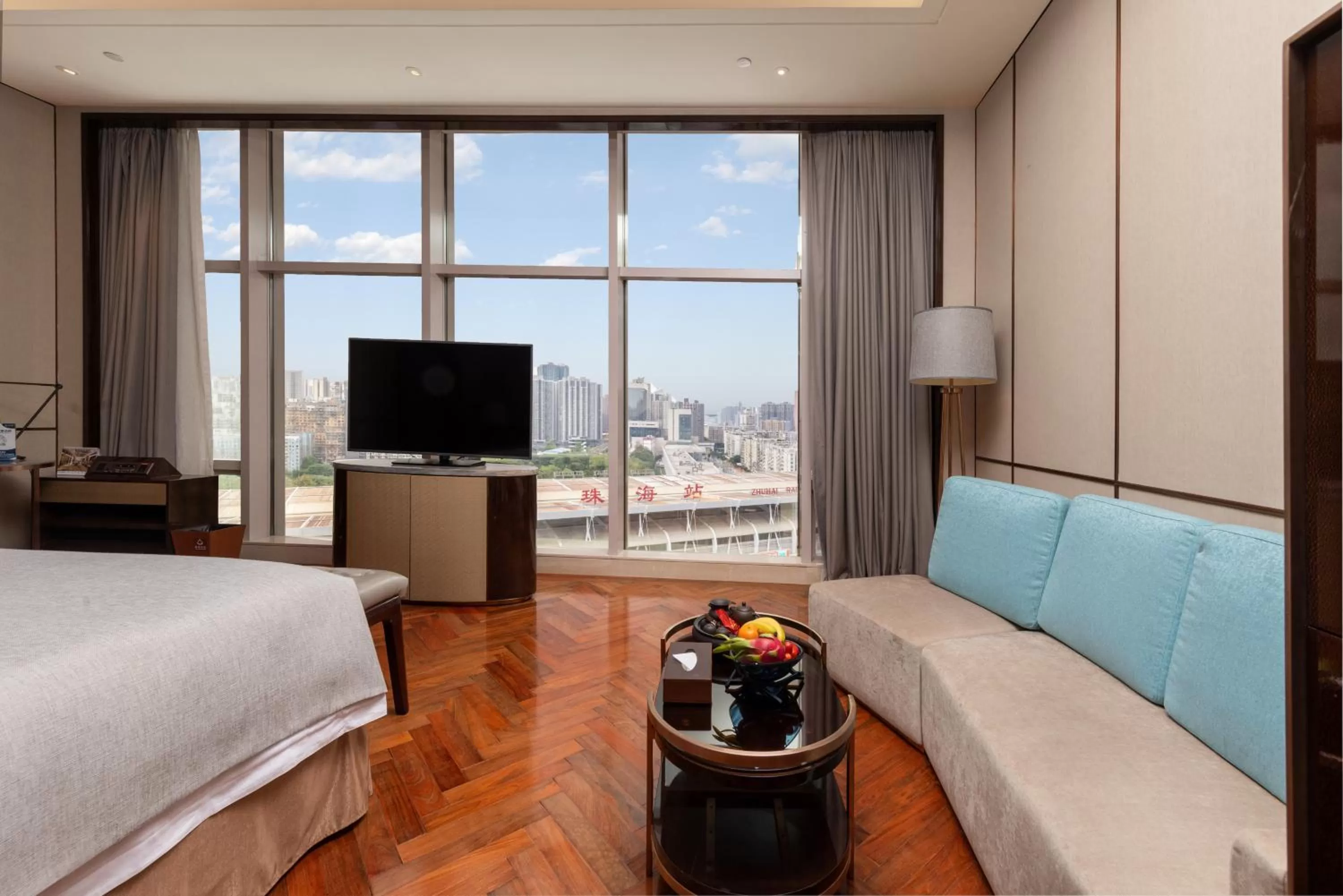 Premier Business Queen Room in Zhuhai Longzhuda International Hotel