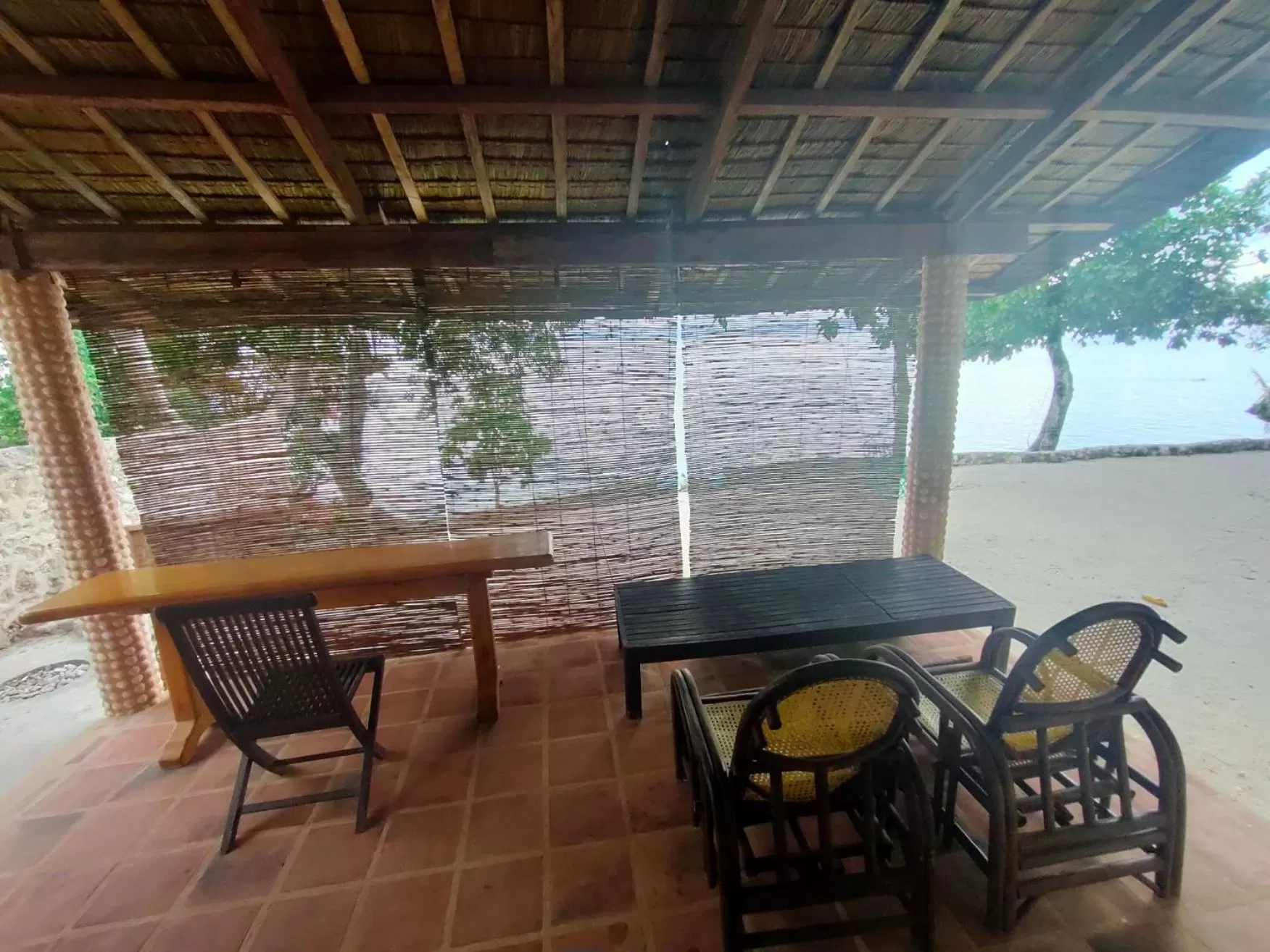 Deluxe Double Room with Balcony and Sea View in Moalboal T Breeze Coastal Resort