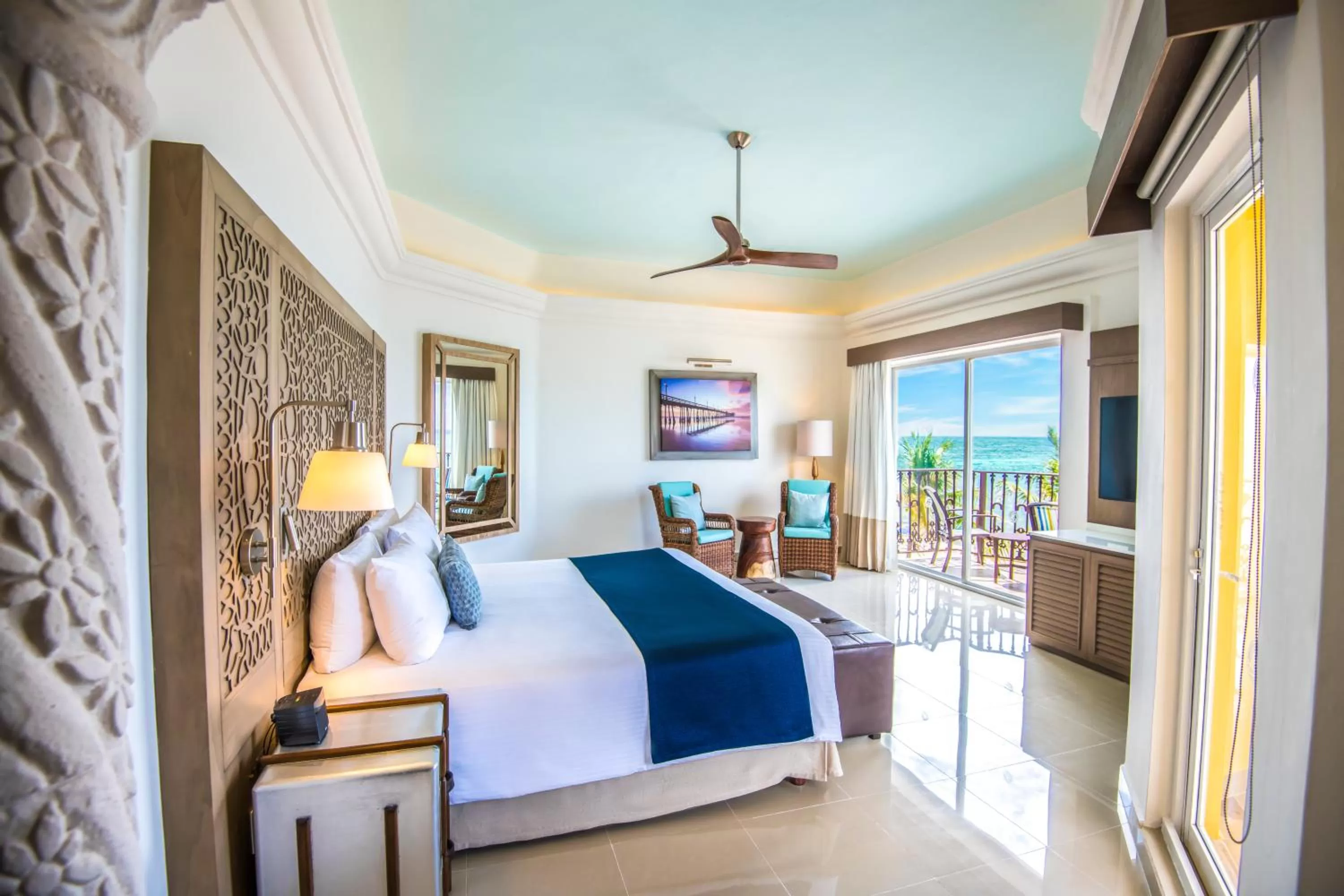 Master One Bedroom Premium Suite, 1 King Bed, Oceanfront  - single occupancy in Wyndham Alltra Playa del Carmen Adults Only All Inclusive