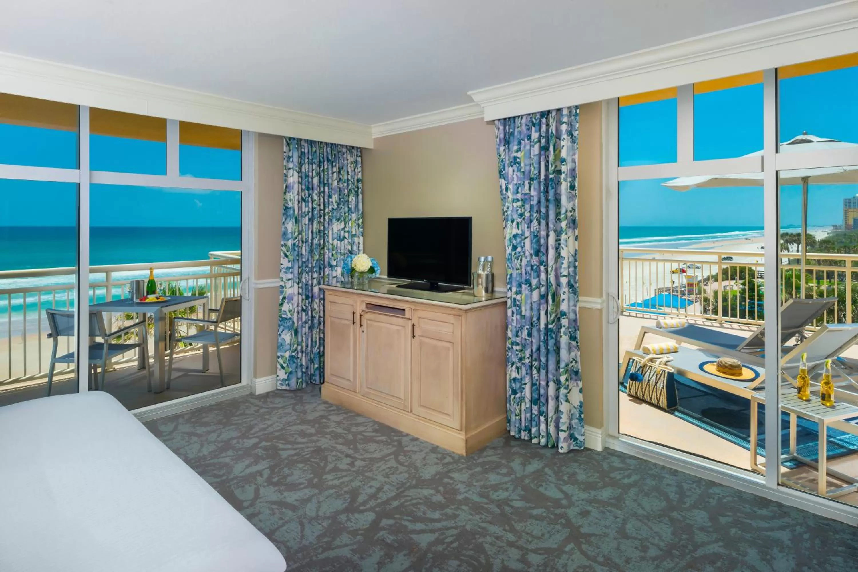 Oceanfront Terrace Guestroom in The Shores Resort & Spa
