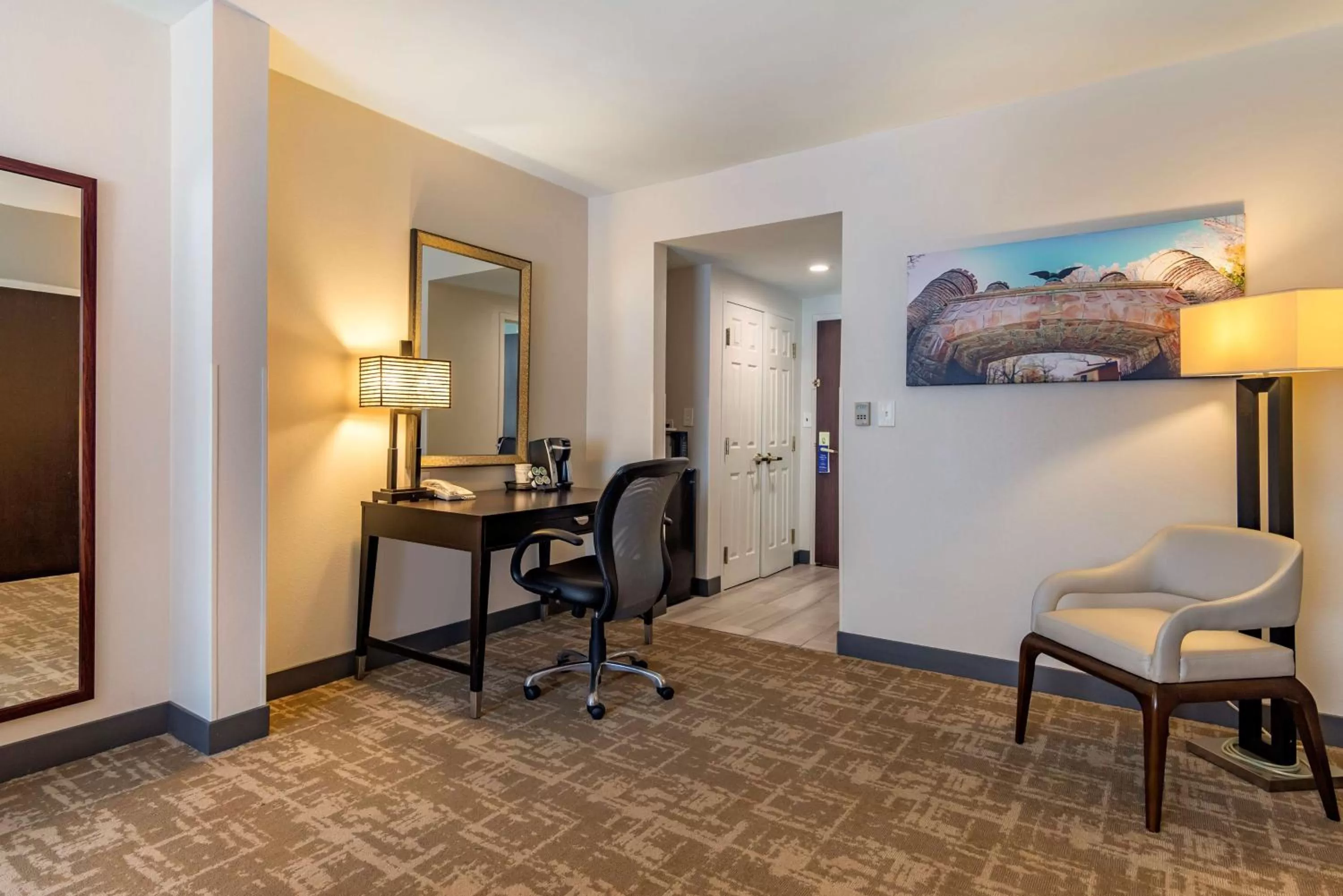 King Room with Mobility Accessible Walk-In Shower in Best Western Plus Dalton Inn