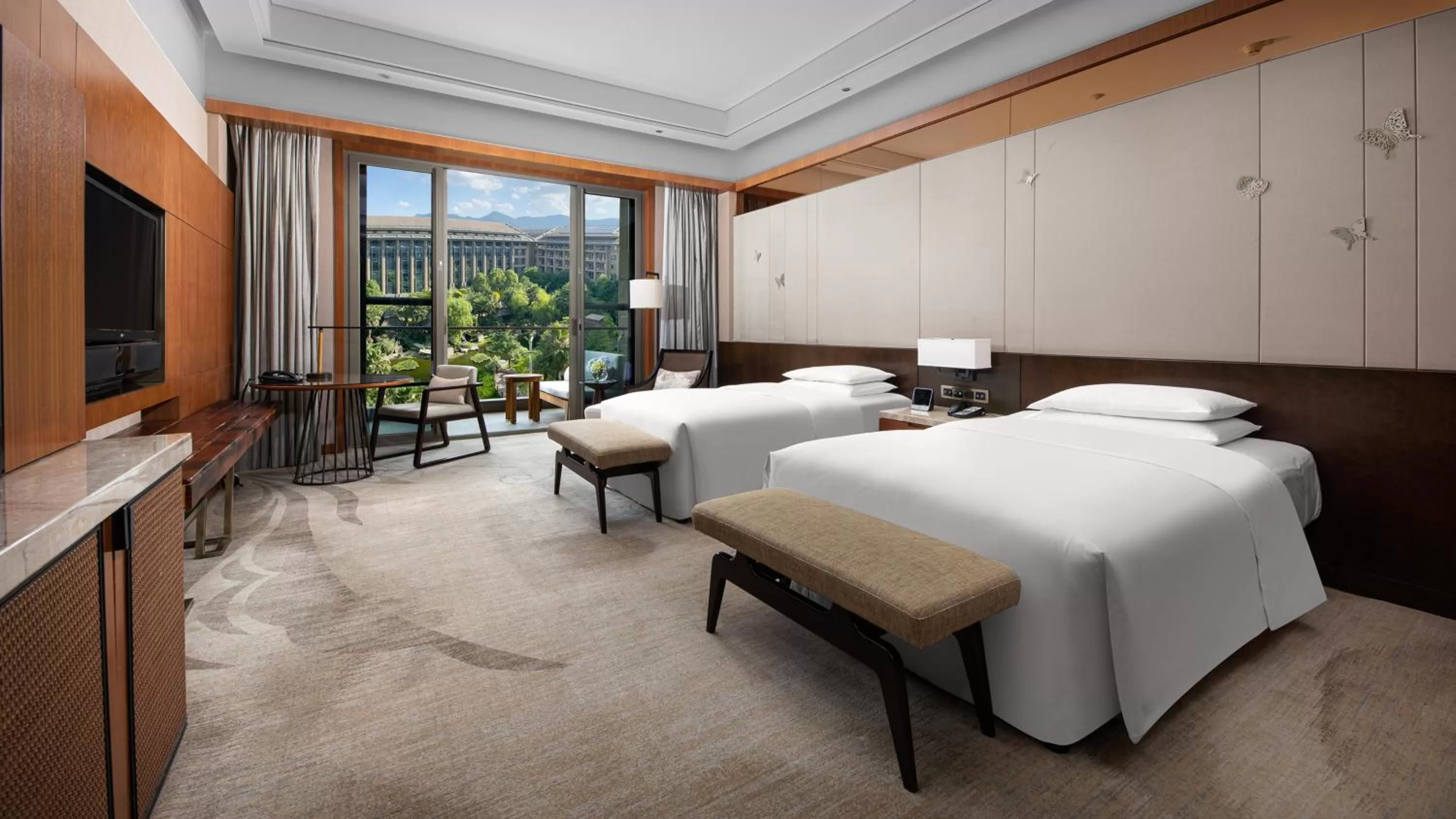 Deluxe Twin Room in InterContinental Kunming by IHG