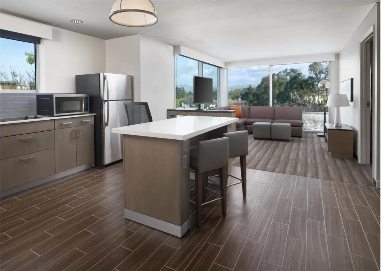 One-Bedroom Specialty King Suite with Kitchen and Sofa Bed - Disability Access in Hyatt House San Jose Airport