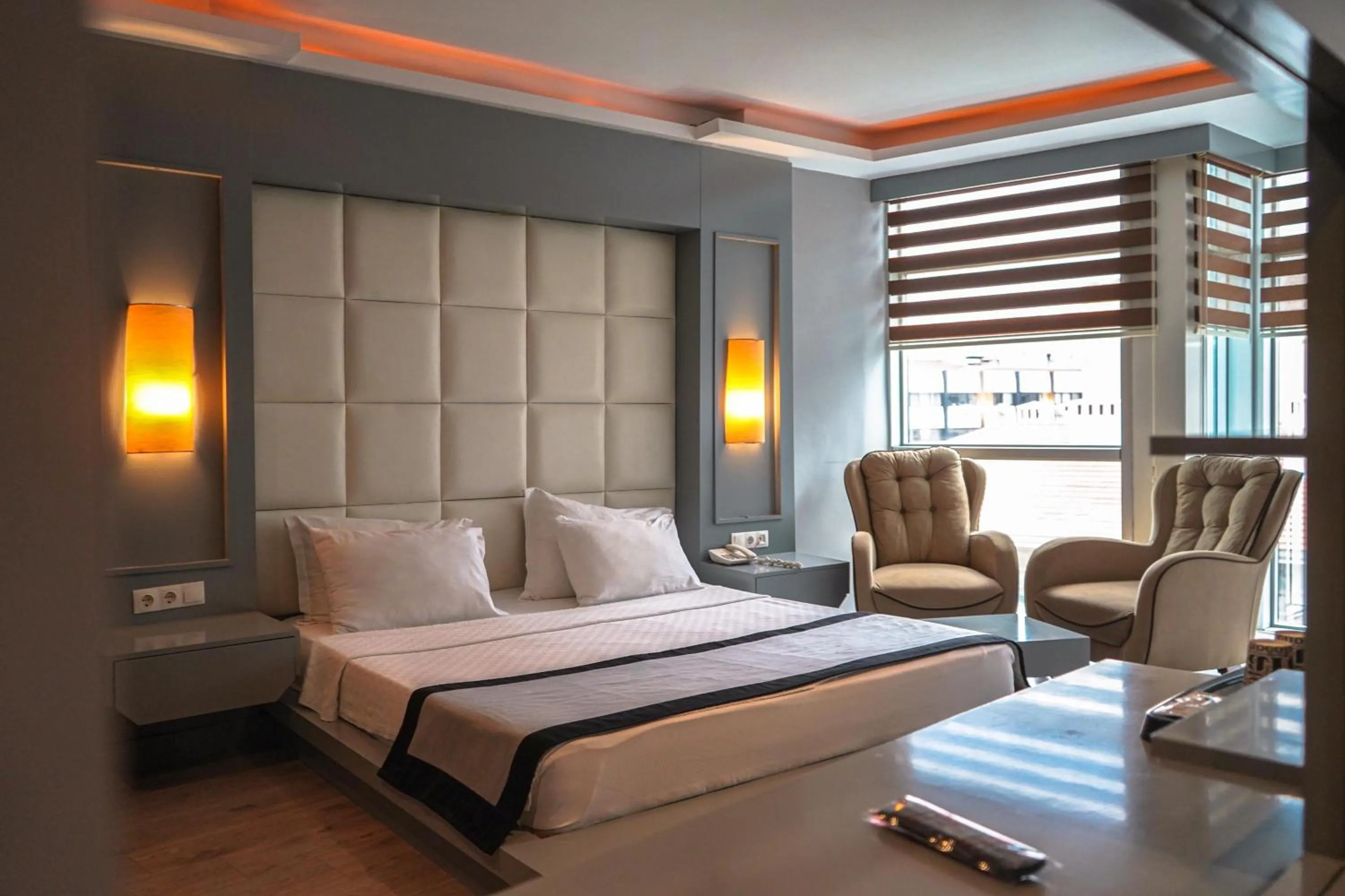 Junior Suite with City View in Pasaport Pier Hotel