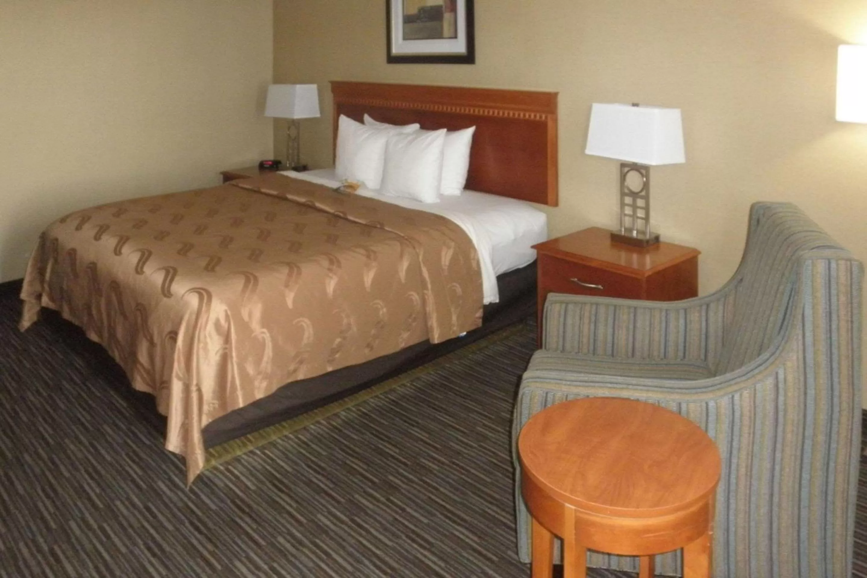 King Room - Smoking  in Quality Inn Columbus, MS