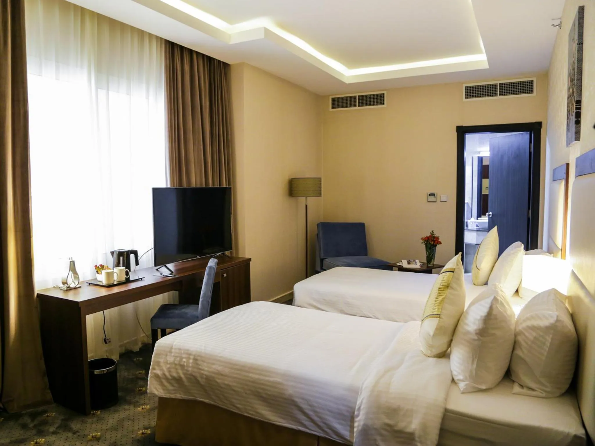 Superior Twin Room in The Town Hotel Doha